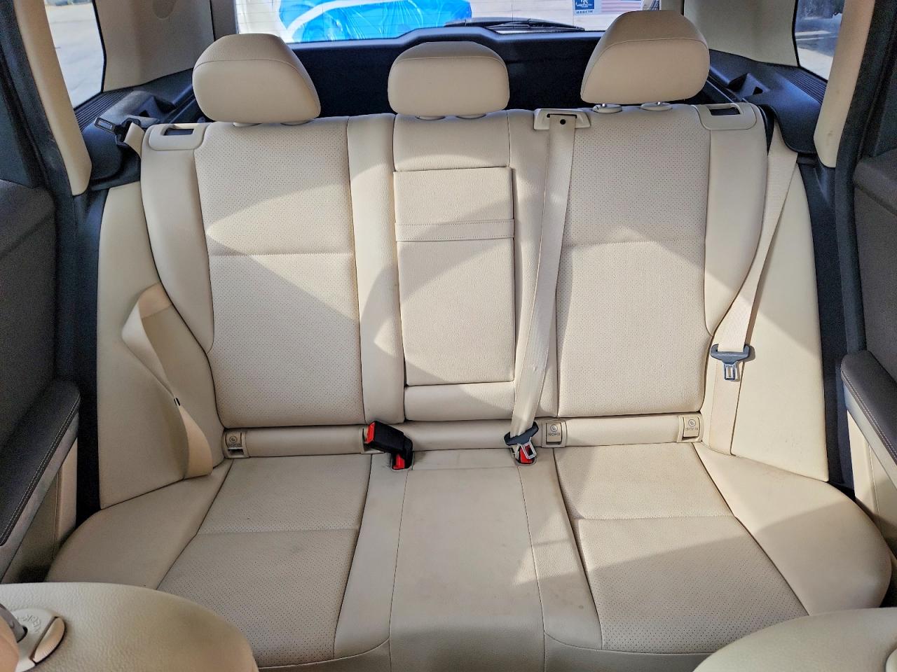 2014 Mercedes-benz Glk 250 Bluetec White vin: WDCGG0EB4EG331323