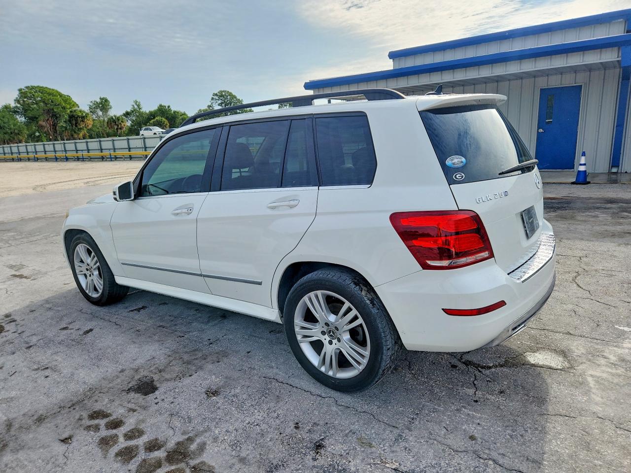 2014 Mercedes-benz Glk 250 Bluetec White vin: WDCGG0EB4EG331323