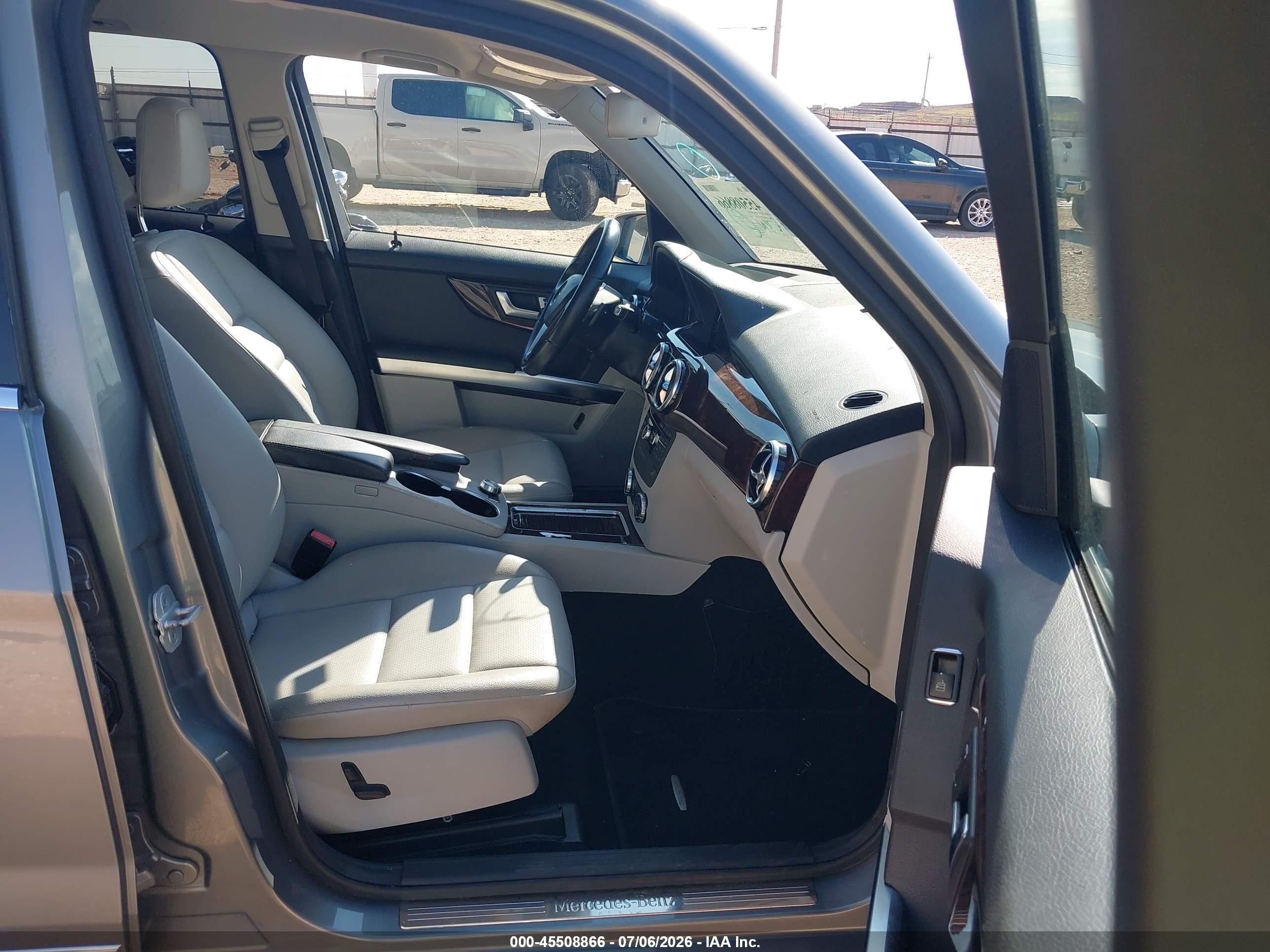 2013 Mercedes-benz Glk 250 Bluetec 4matic Silver vin: WDCGG0EB5DG140914