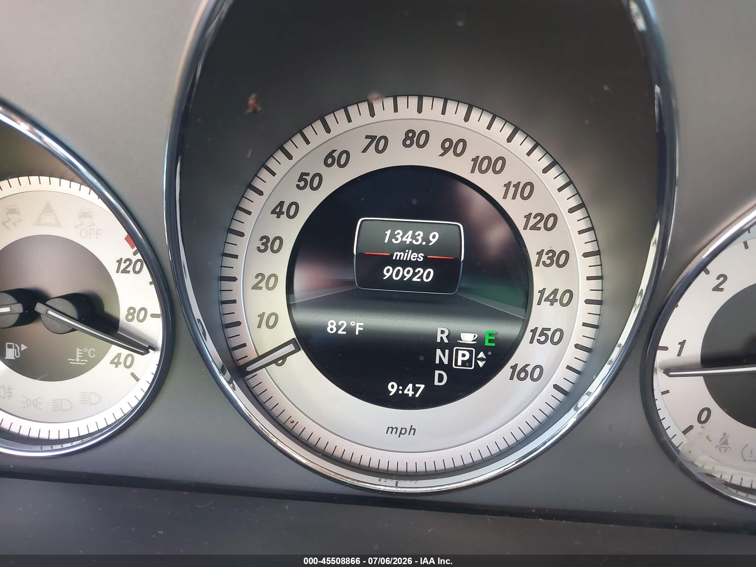 2013 Mercedes-benz Glk 250 Bluetec 4matic Silver vin: WDCGG0EB5DG140914