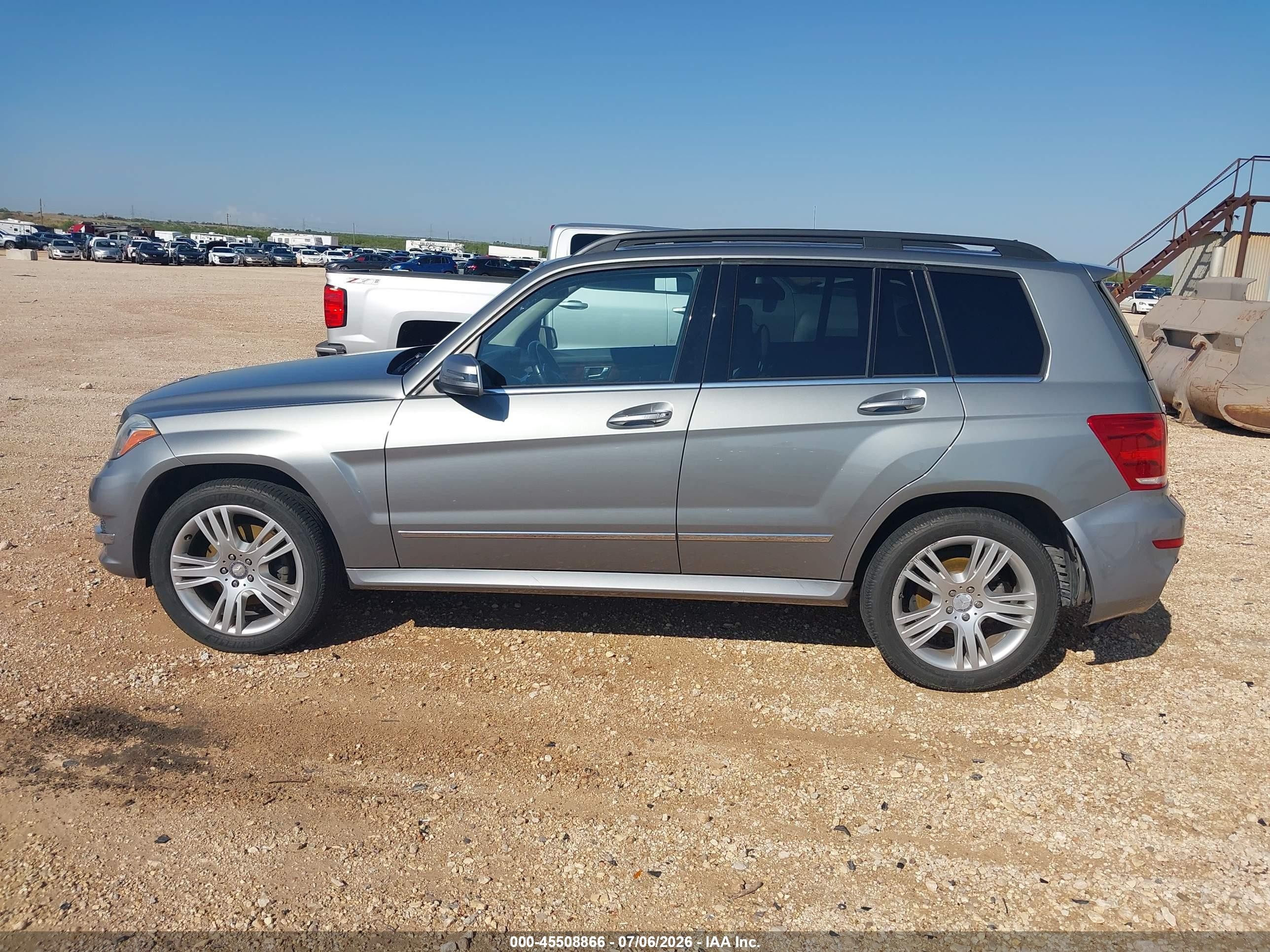 2013 Mercedes-benz Glk 250 Bluetec 4matic Silver vin: WDCGG0EB5DG140914