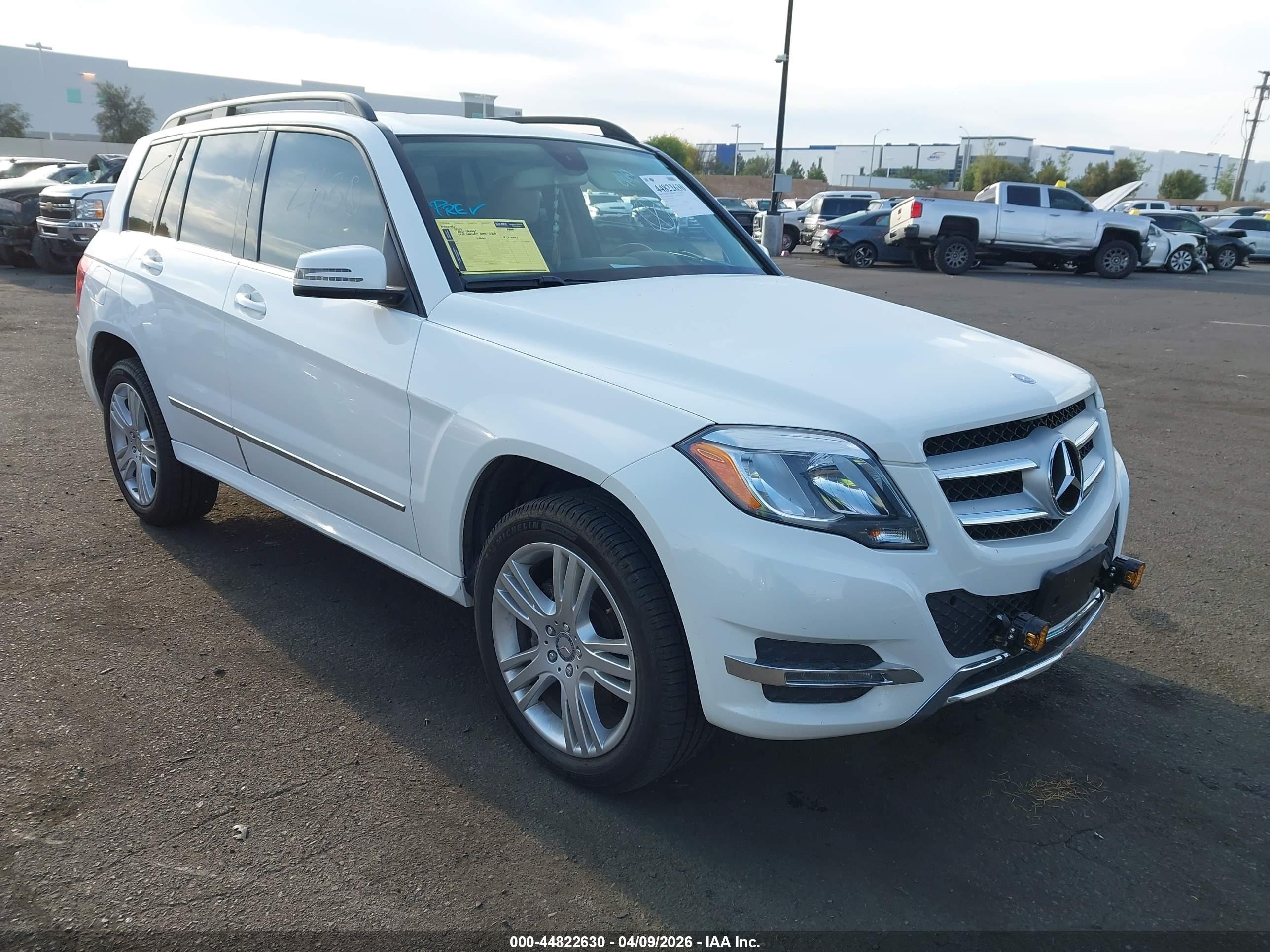 2015 Mercedes-benz Glk 250 Bluetec 4matic Белый vin: WDCGG0EB5FG424630