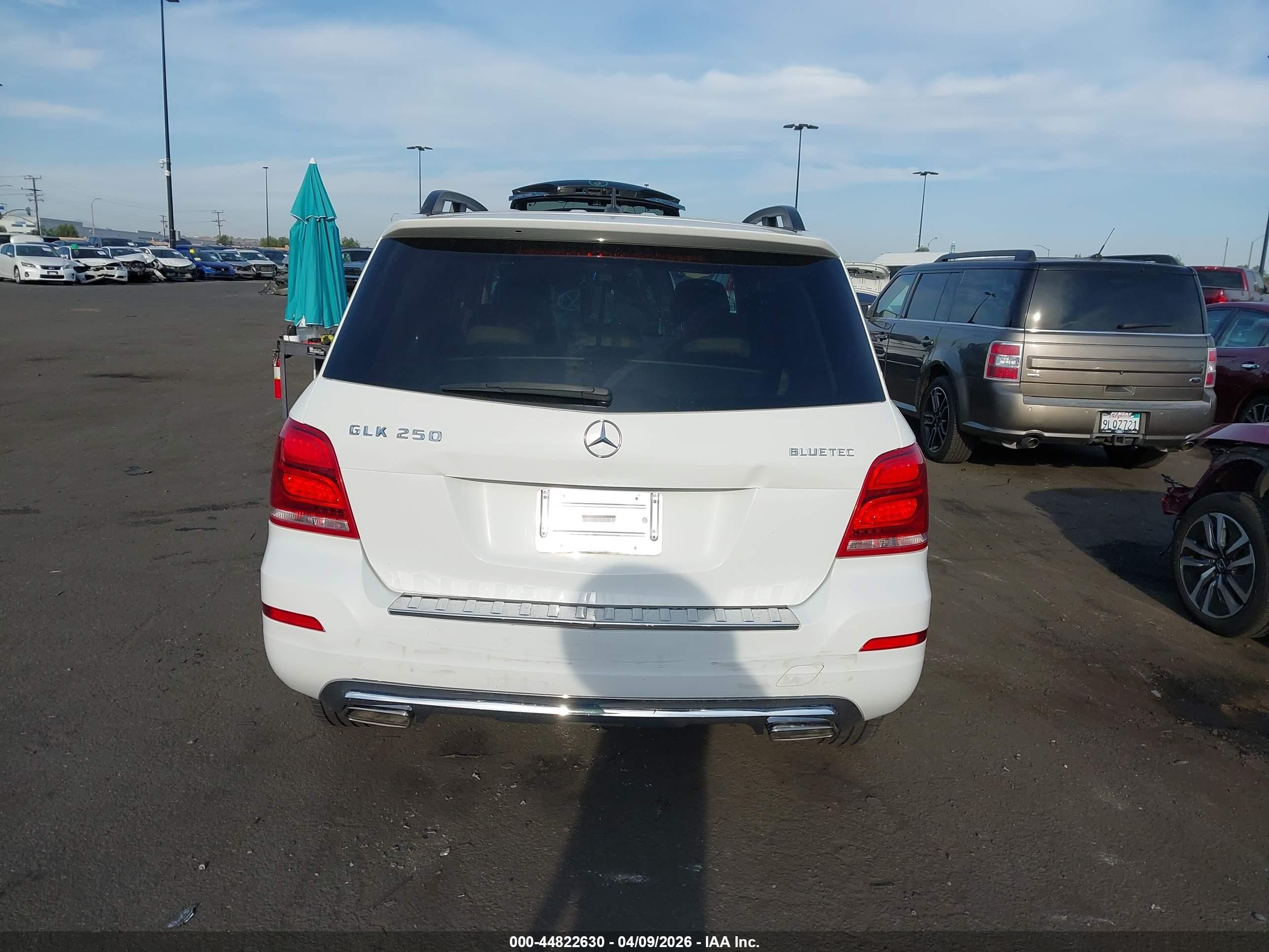 2015 Mercedes-benz Glk 250 Bluetec 4matic Белый vin: WDCGG0EB5FG424630