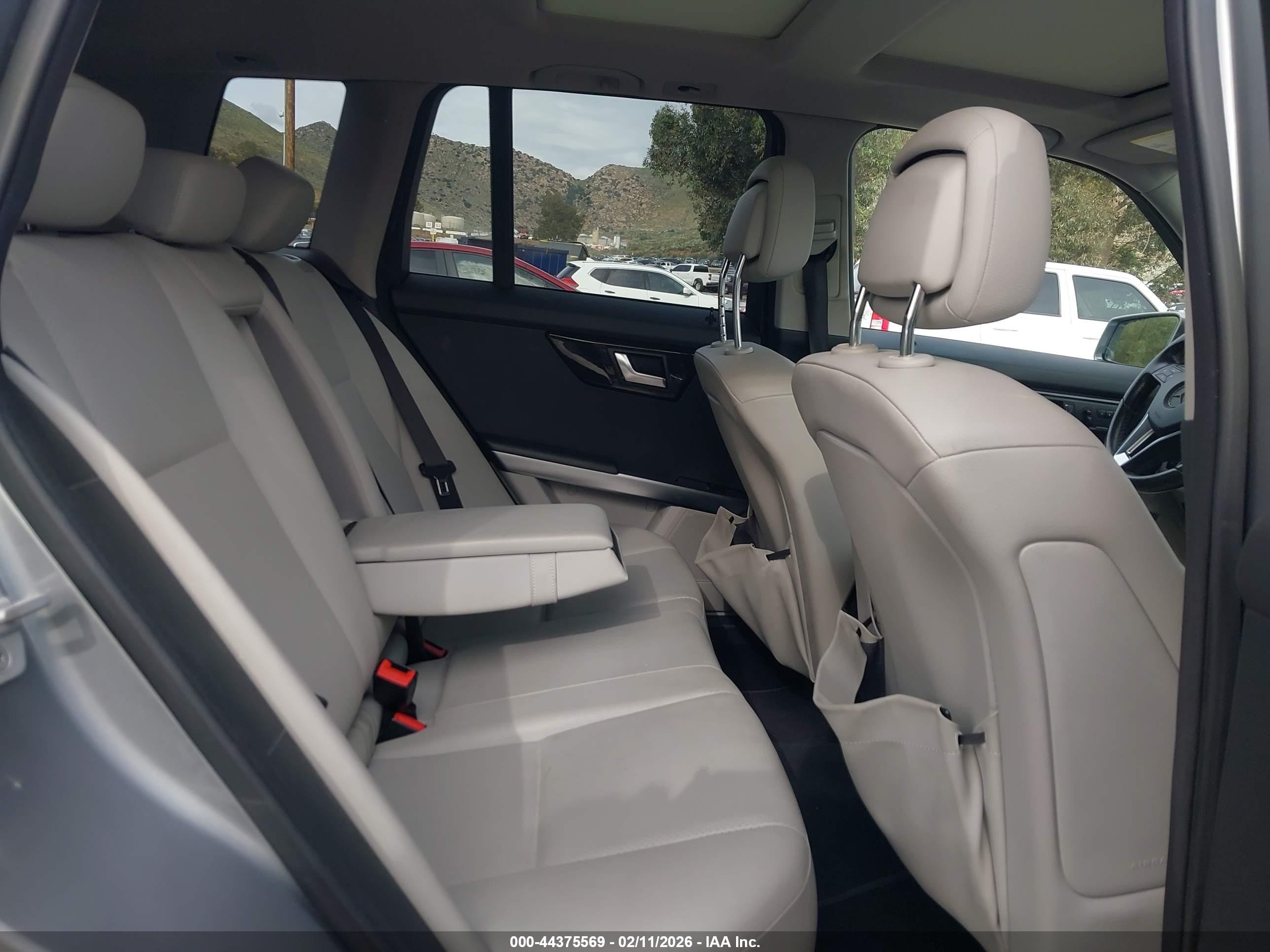 2015 Mercedes-benz Glk 250 Bluetec 4matic Silver vin: WDCGG0EB7FG403780