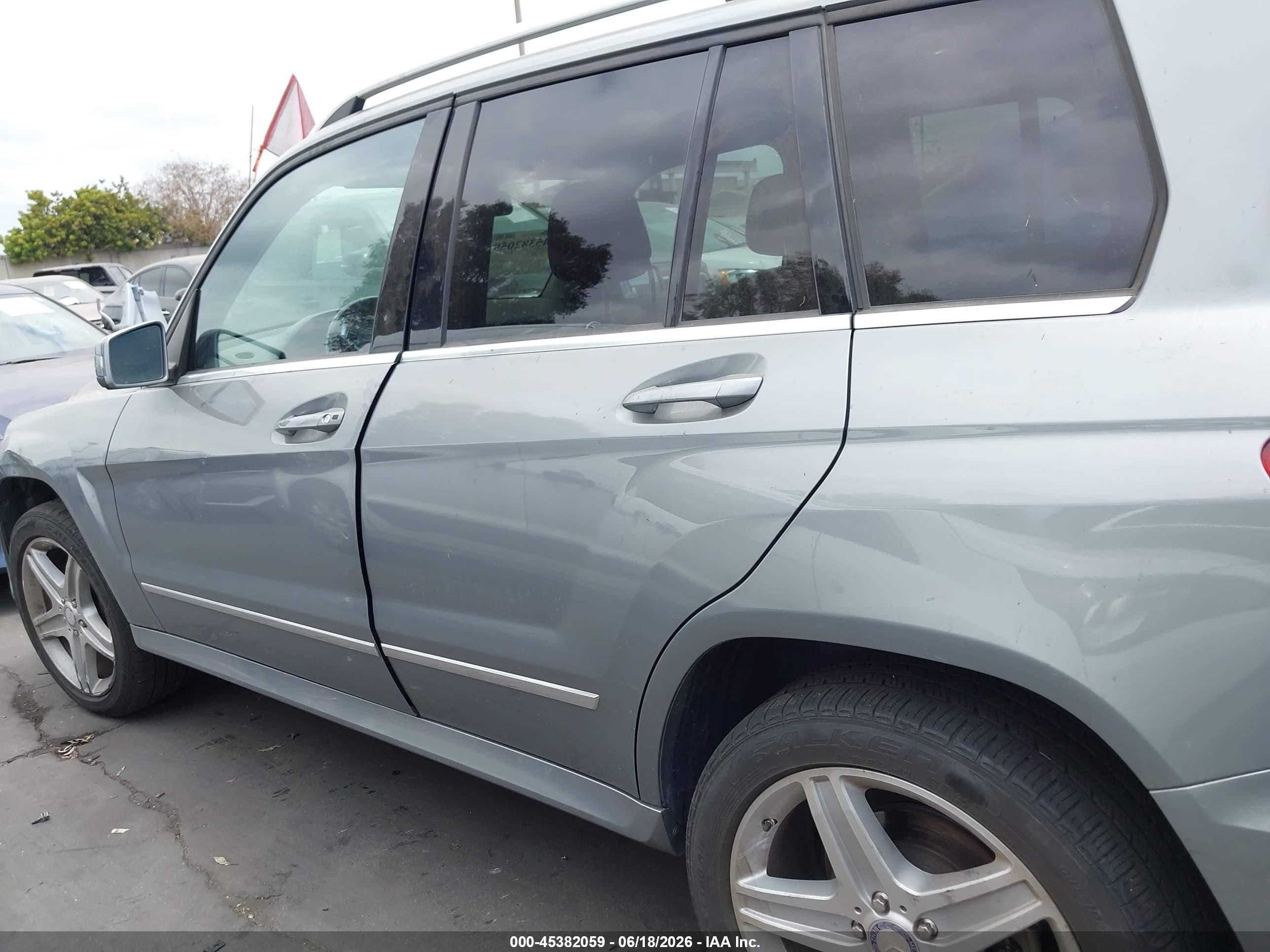 2013 Mercedes-benz Glk 250 Bluetec 4matic Серый vin: WDCGG0EB8DG097413
