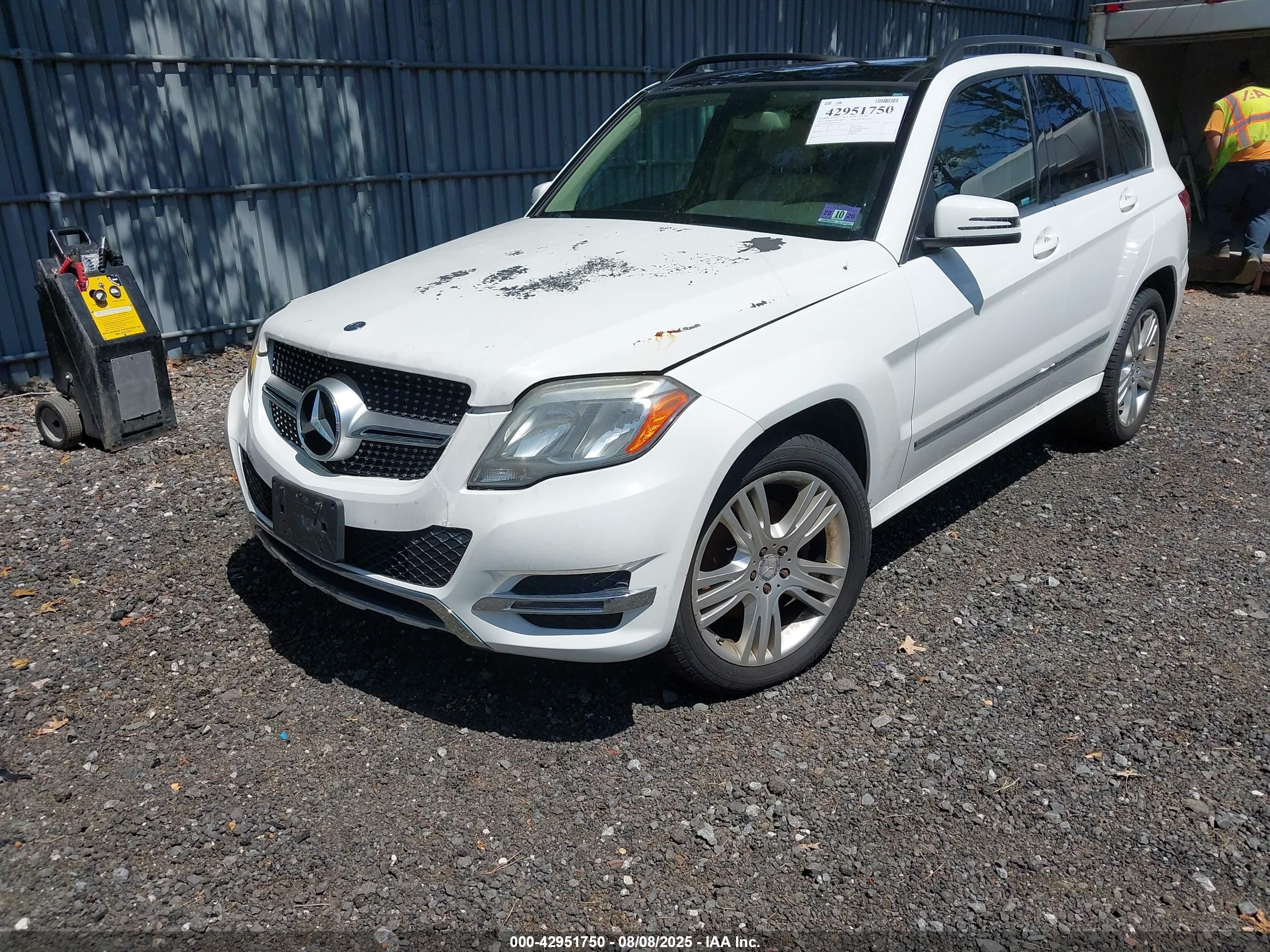 2015 Mercedes-benz Glk 250 Bluetec 4matic White vin: WDCGG0EB8FG339748
