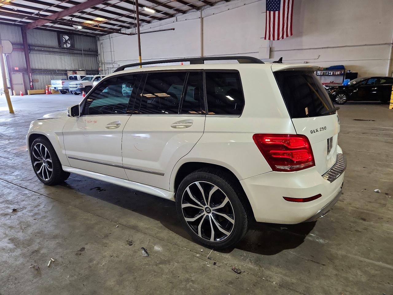 2015 Mercedes-benz Glk 250 Bluetec White vin: WDCGG0EB8FG380638