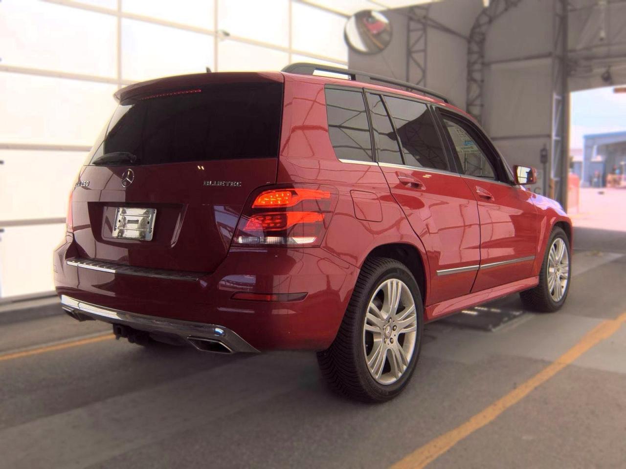 2015 Mercedes-benz Glk 250 Bluetec Красный vin: WDCGG0EB8FG389243