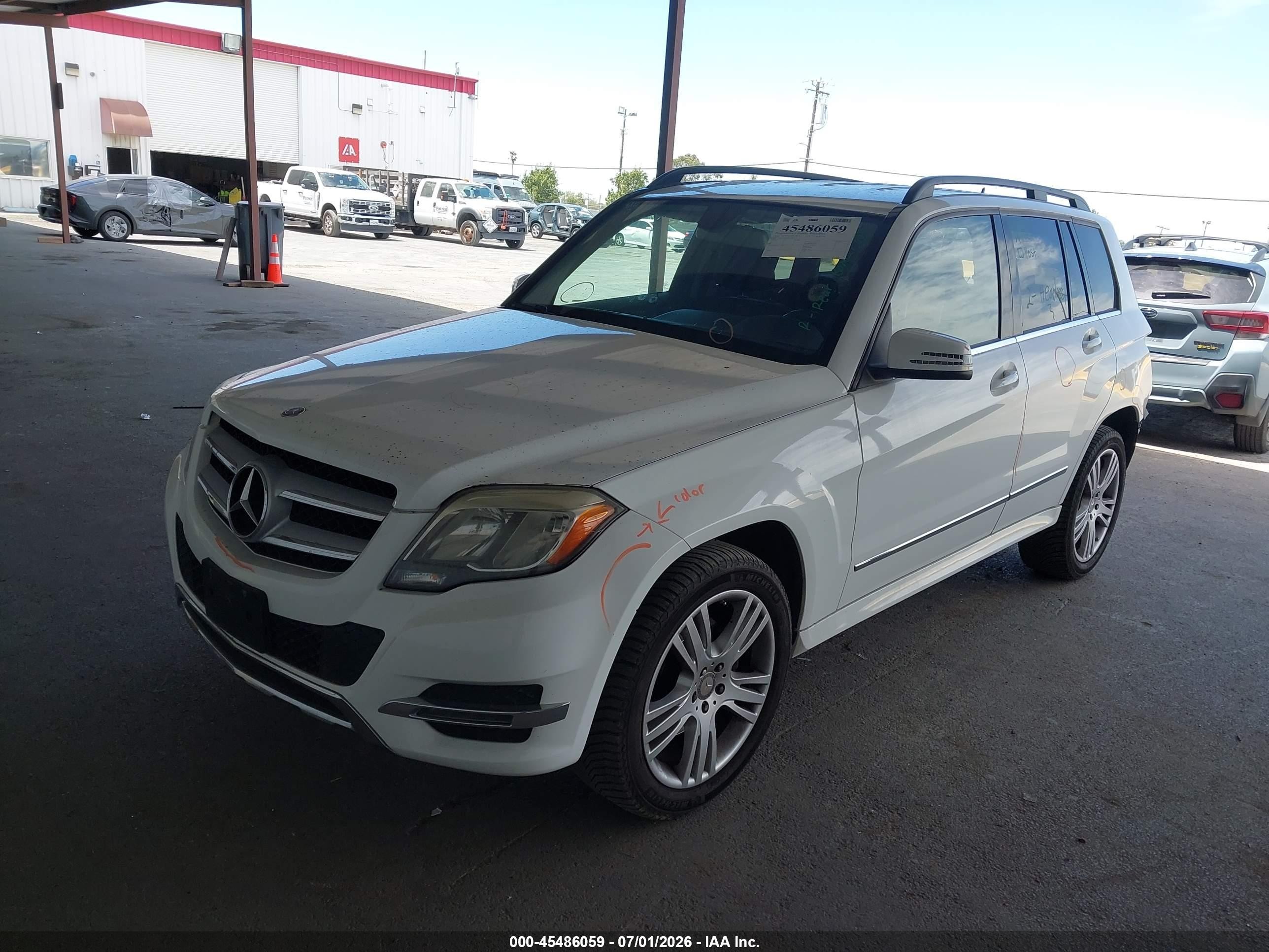 2015 Mercedes-benz Glk 250 Bluetec 4matic Белый vin: WDCGG0EB8FG399027