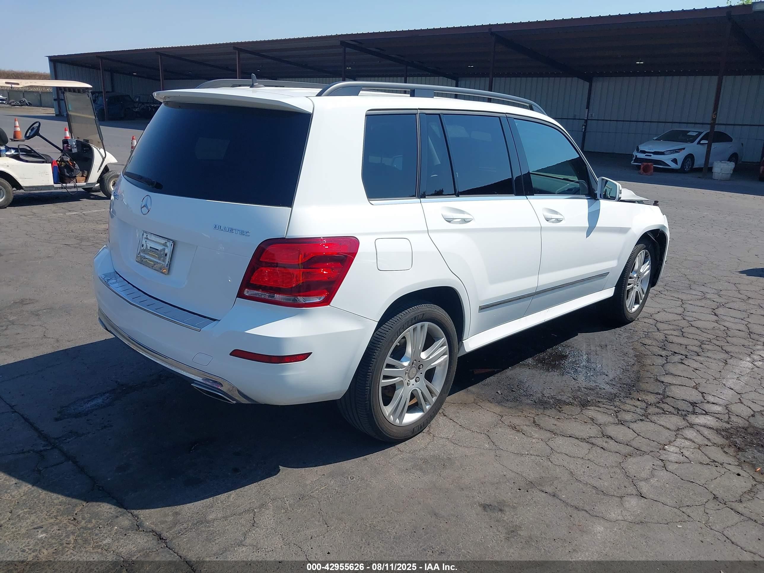 2015 Mercedes-benz Glk 250 Bluetec 4matic White vin: WDCGG0EB8FG435105