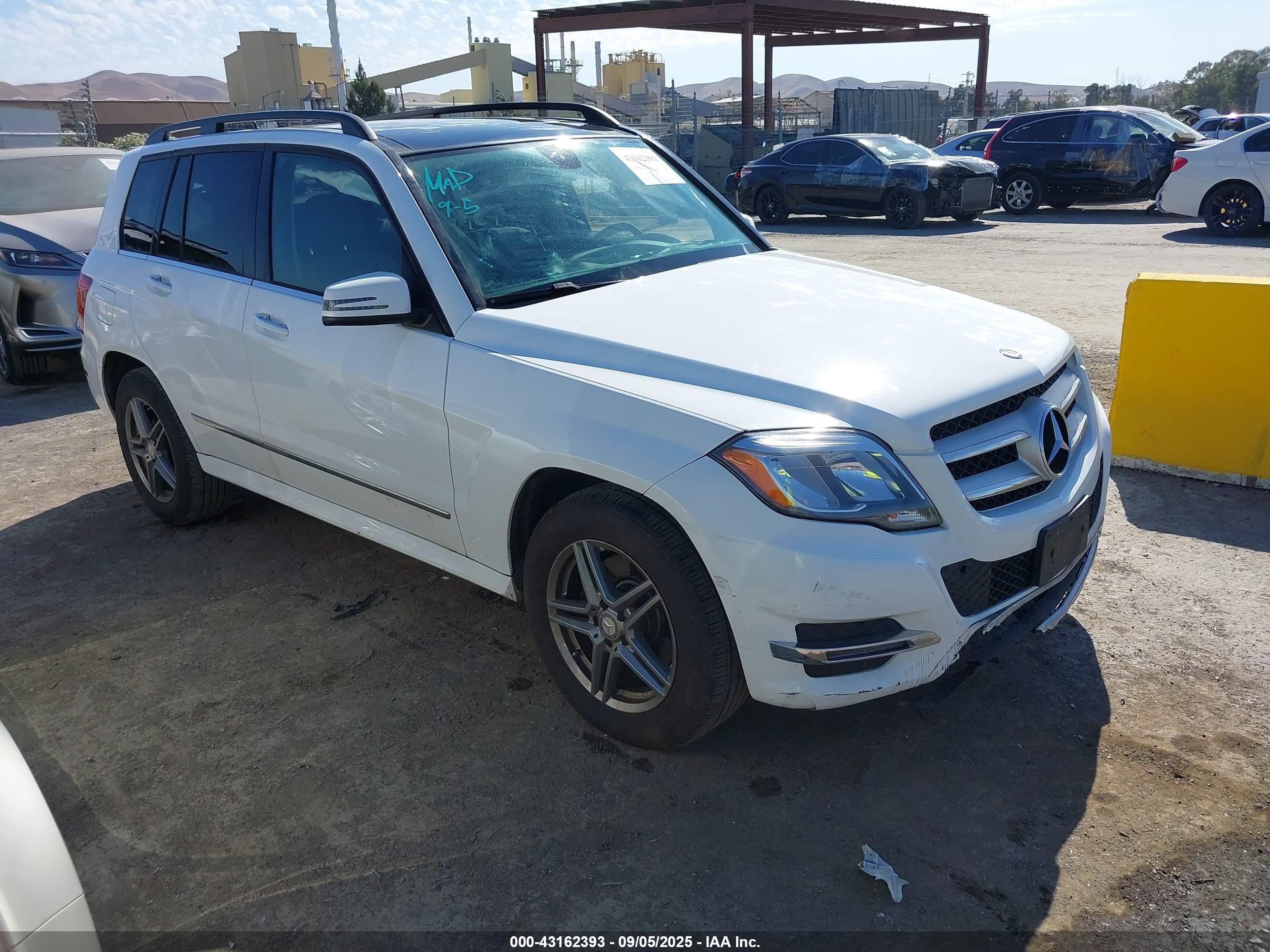 2015 Mercedes-benz Glk 250 Bluetec 4matic White vin: WDCGG0EBXFG413770