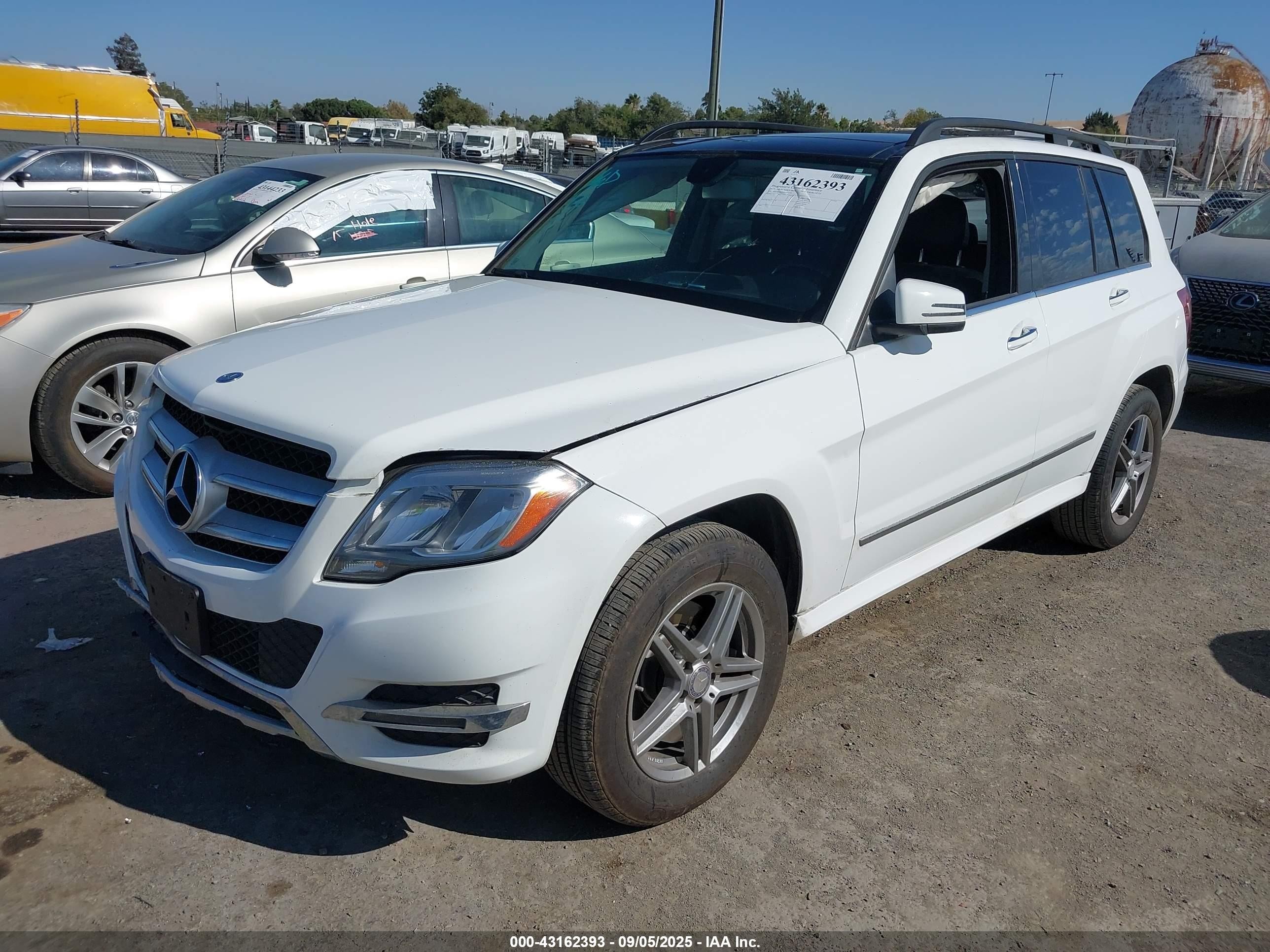 2015 Mercedes-benz Glk 250 Bluetec 4matic Белый vin: WDCGG0EBXFG413770