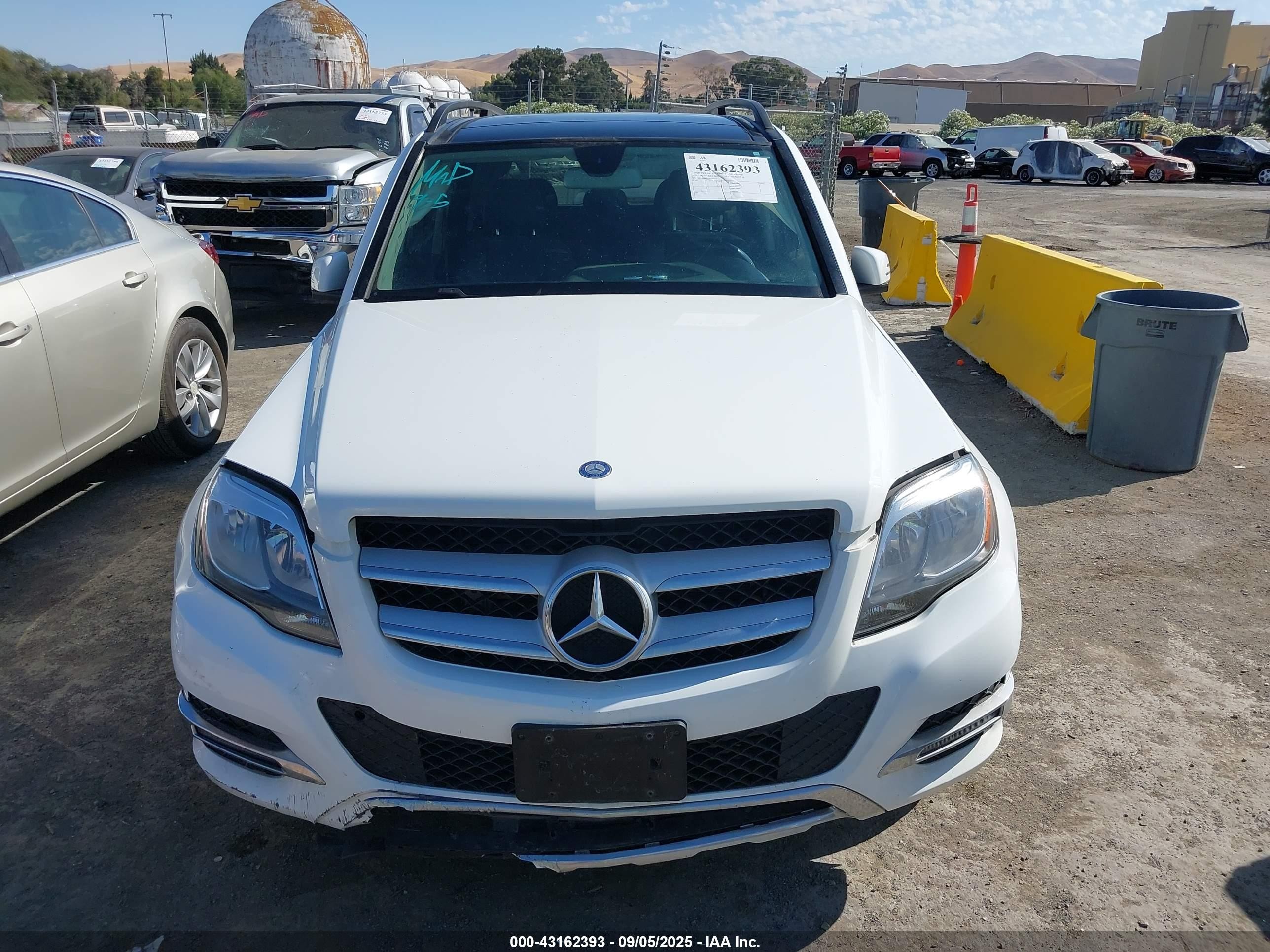 2015 Mercedes-benz Glk 250 Bluetec 4matic Белый vin: WDCGG0EBXFG413770