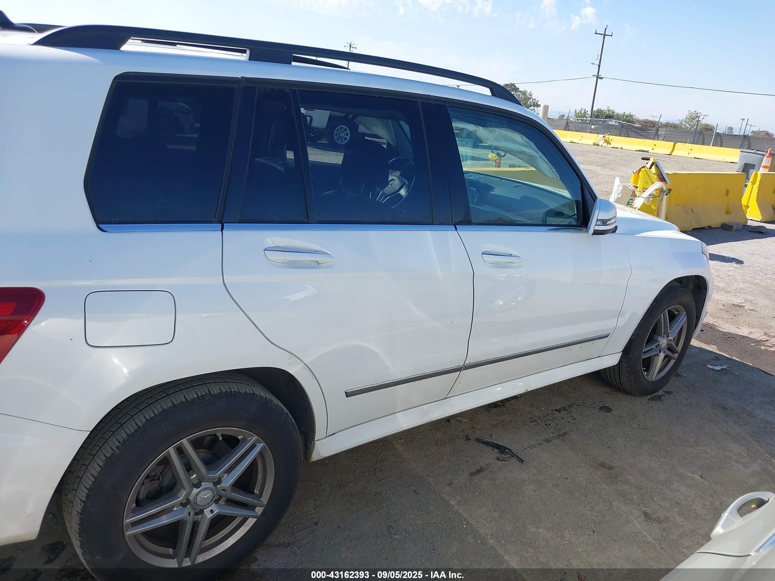 2015 Mercedes-benz Glk 250 Bluetec 4matic Белый vin: WDCGG0EBXFG413770
