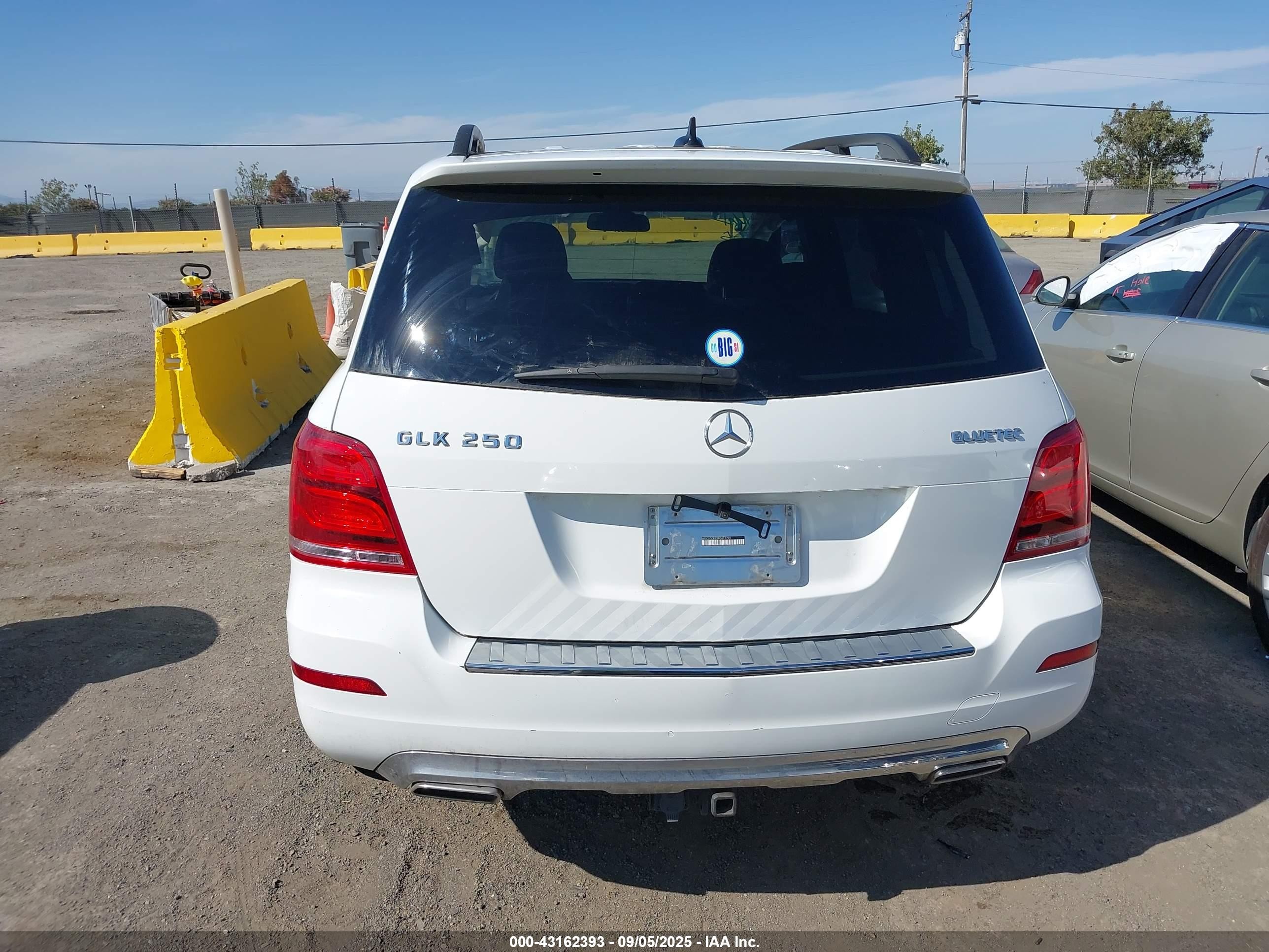 2015 Mercedes-benz Glk 250 Bluetec 4matic Белый vin: WDCGG0EBXFG413770