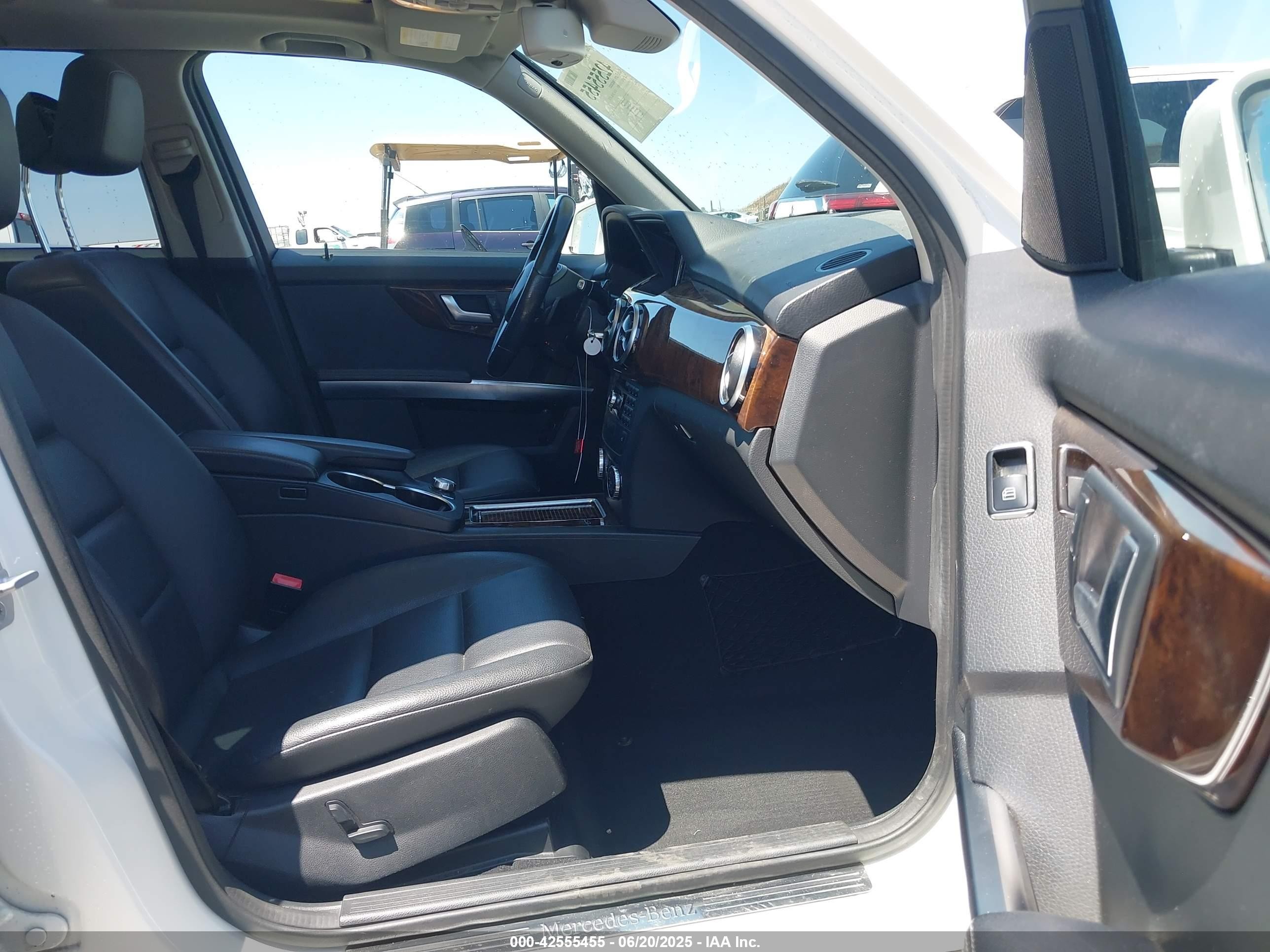 2015 Mercedes-benz Glk 250 Bluetec 4matic White vin: WDCGG0EBXFG422453