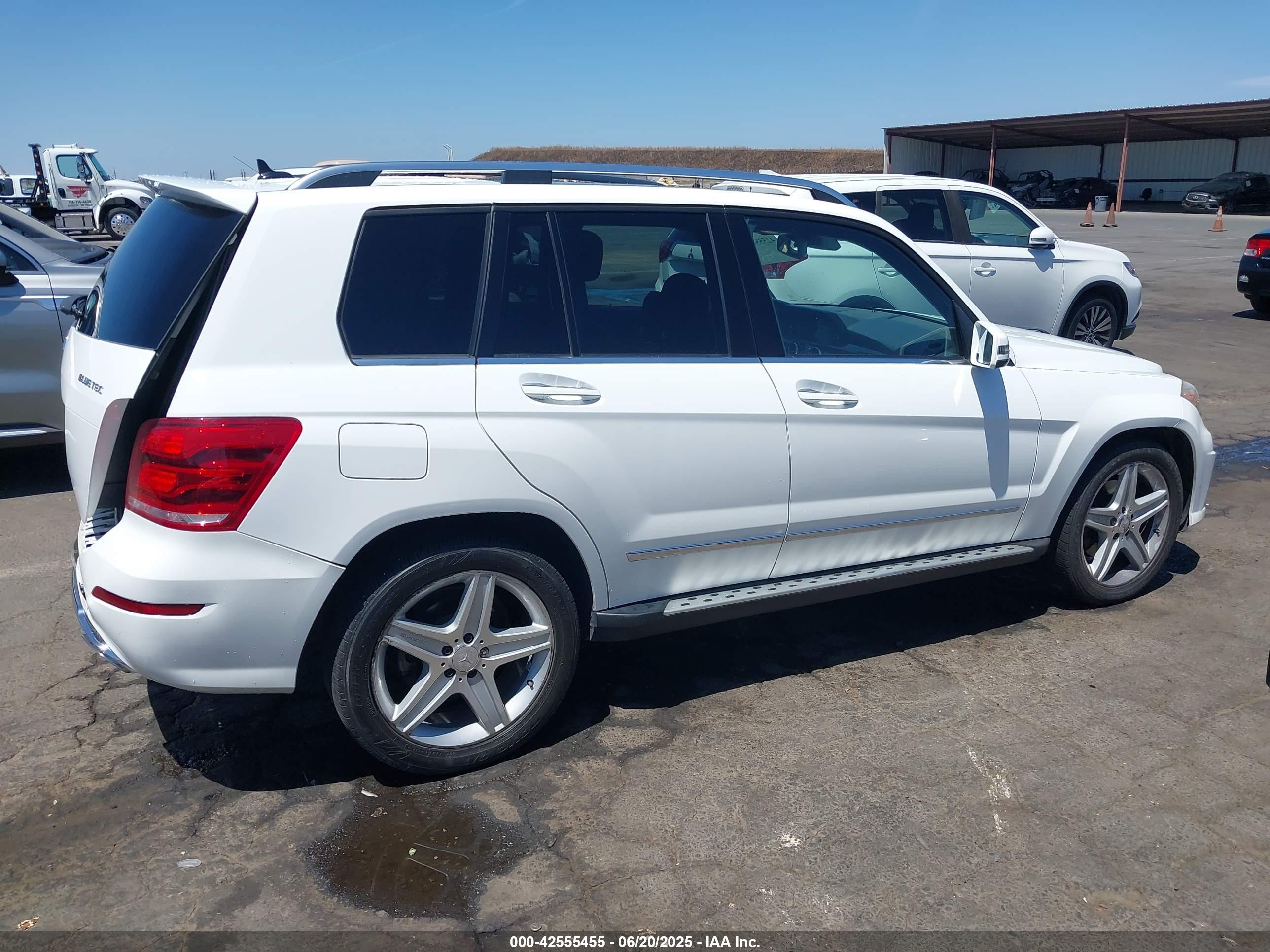 2015 Mercedes-benz Glk 250 Bluetec 4matic White vin: WDCGG0EBXFG422453