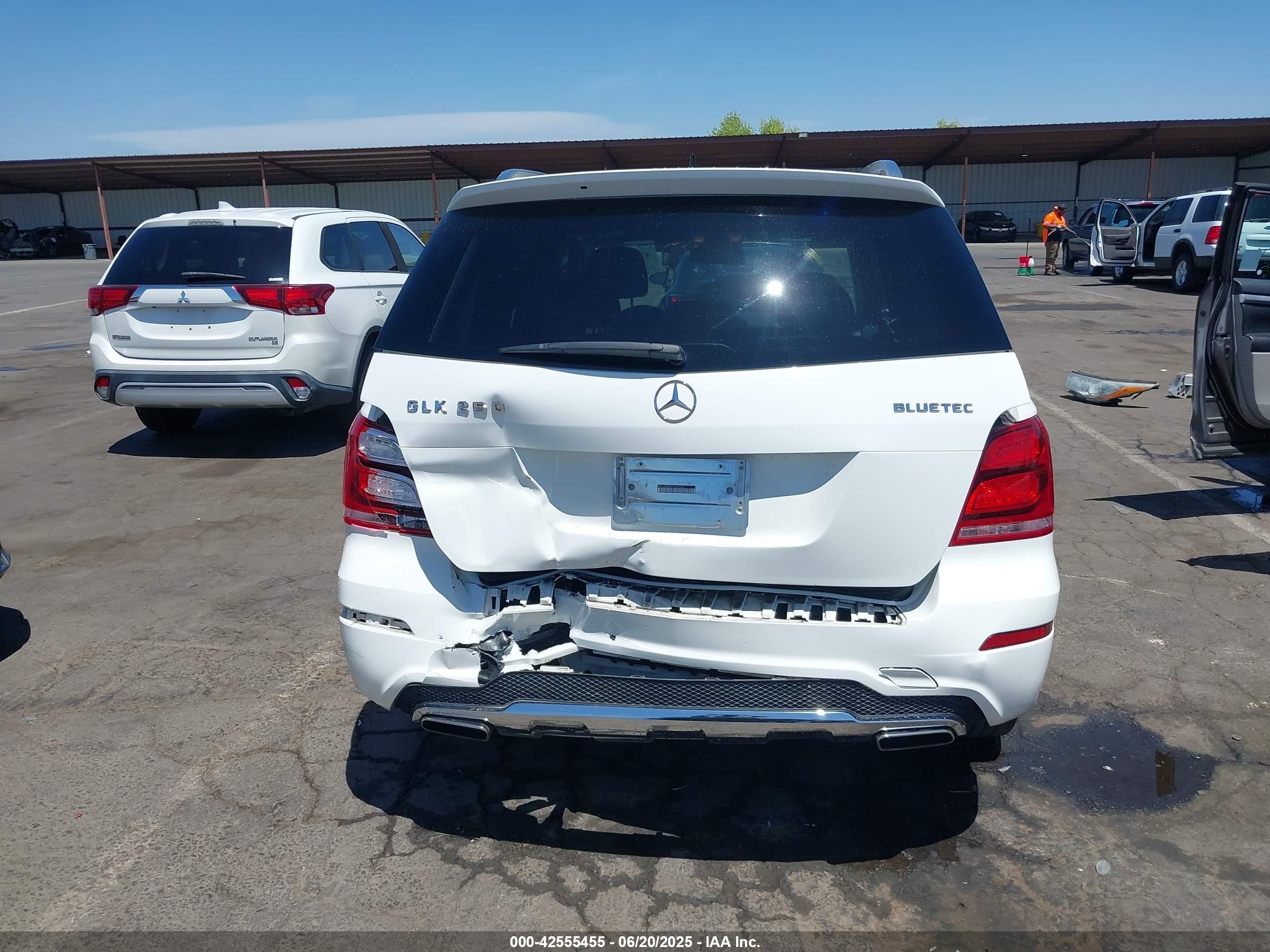 2015 Mercedes-benz Glk 250 Bluetec 4matic White vin: WDCGG0EBXFG422453