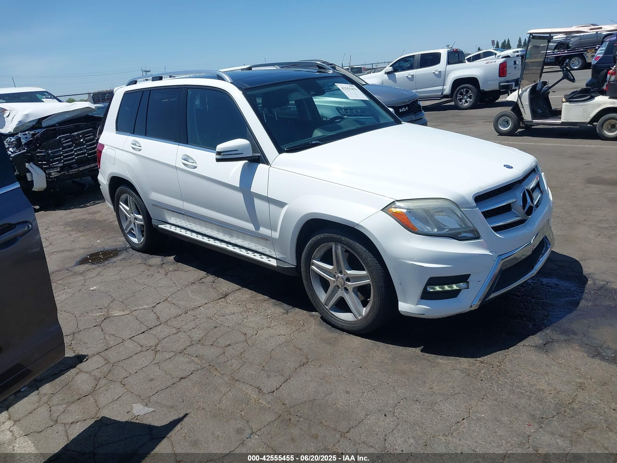 2015 Mercedes-benz Glk 250 Bluetec 4matic White vin: WDCGG0EBXFG422453