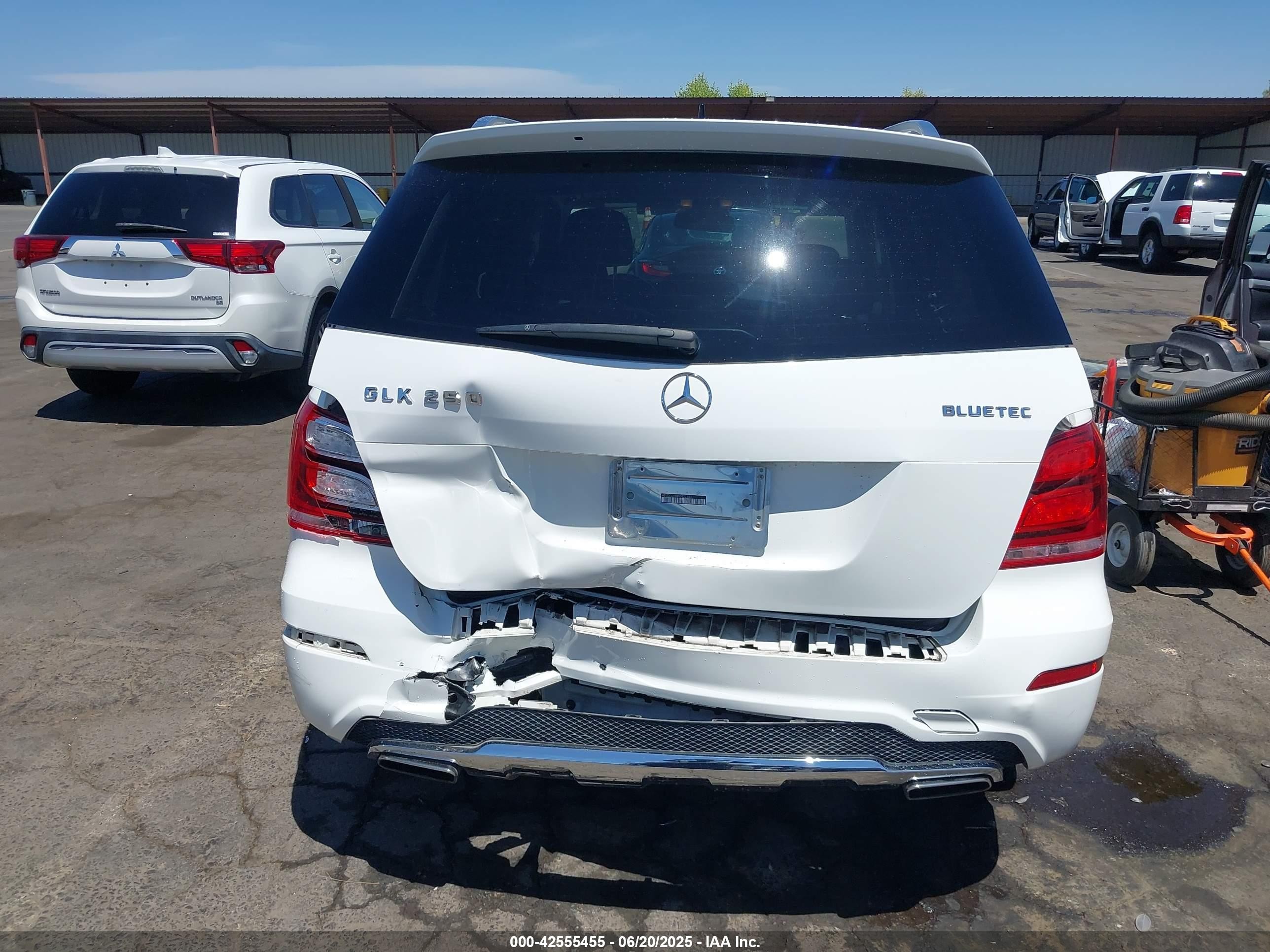 2015 Mercedes-benz Glk 250 Bluetec 4matic White vin: WDCGG0EBXFG422453