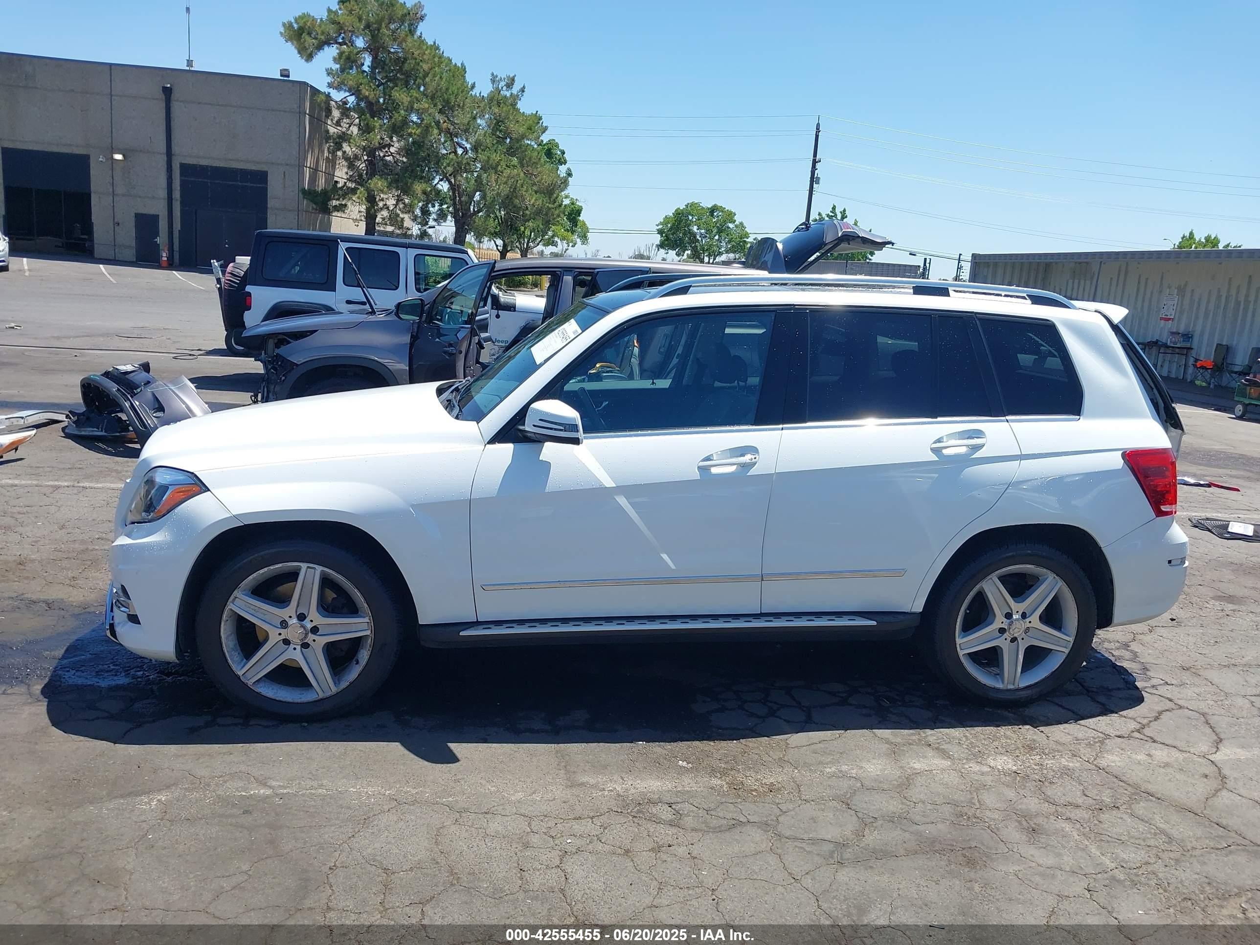2015 Mercedes-benz Glk 250 Bluetec 4matic White vin: WDCGG0EBXFG422453