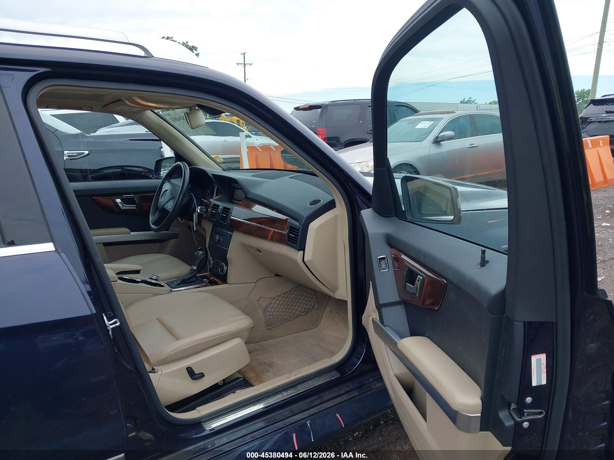 2010 Mercedes-benz Glk 350   Черный vin: WDCGG5GB0AF337615