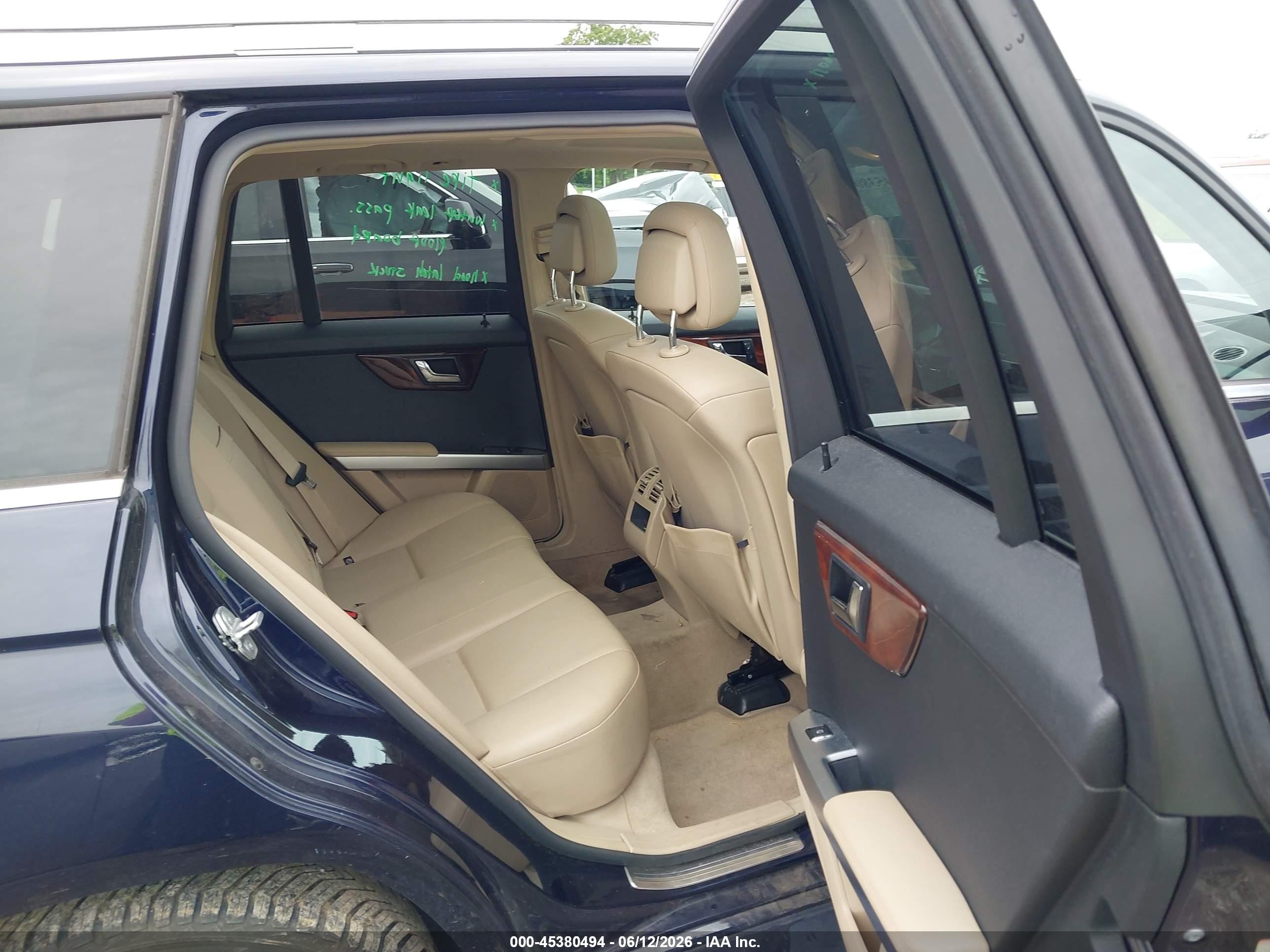 2010 Mercedes-benz Glk 350   Черный vin: WDCGG5GB0AF337615