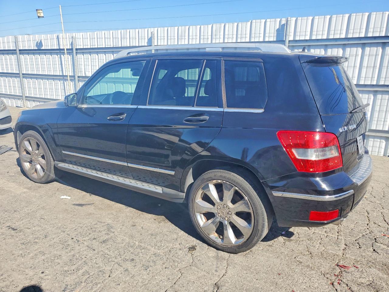 2010 Mercedes-benz Glk 350 Black vin: WDCGG5GB1AF346548