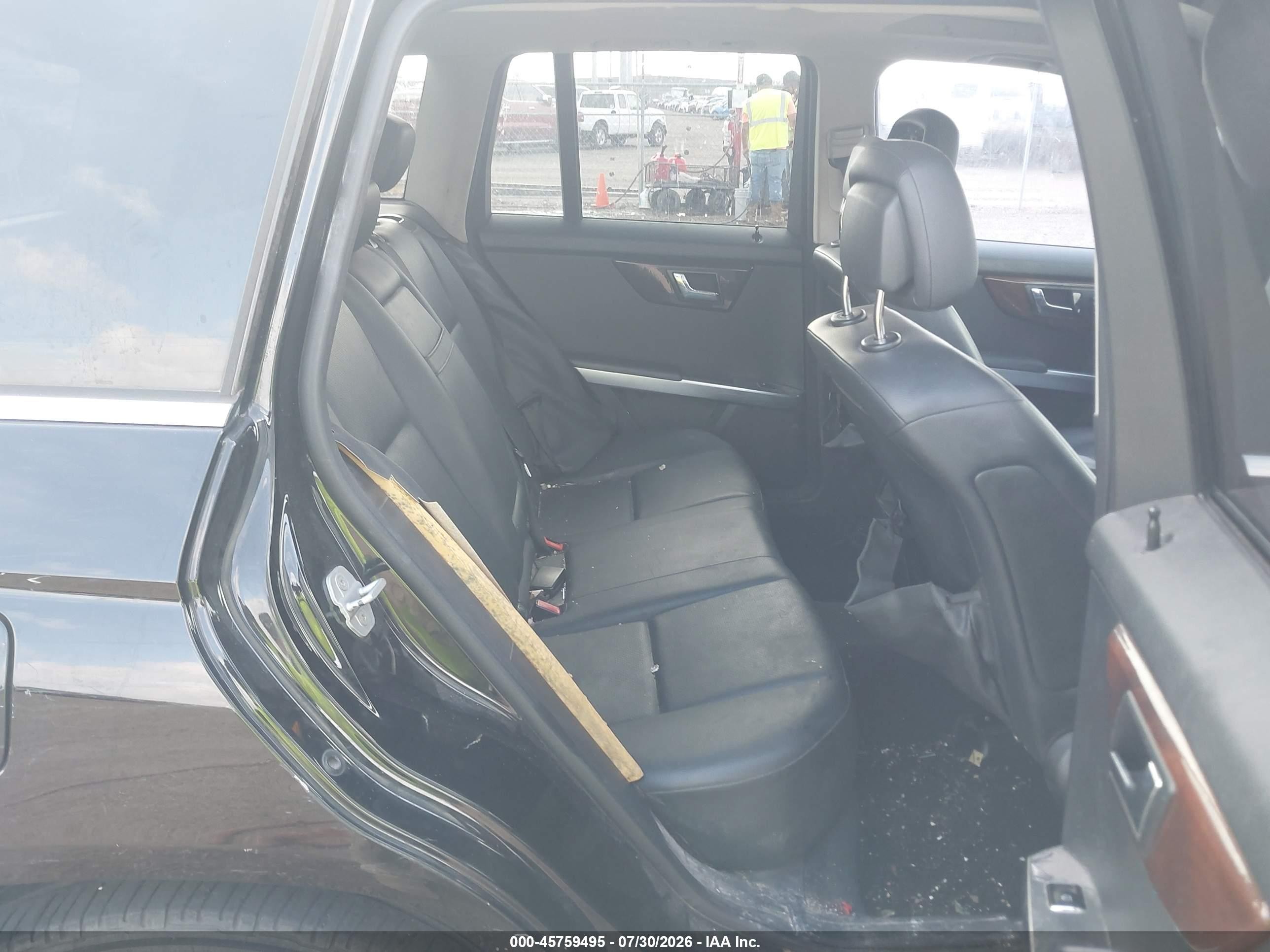 2010 Mercedes-benz Glk 350   Black vin: WDCGG5GB1AF491962