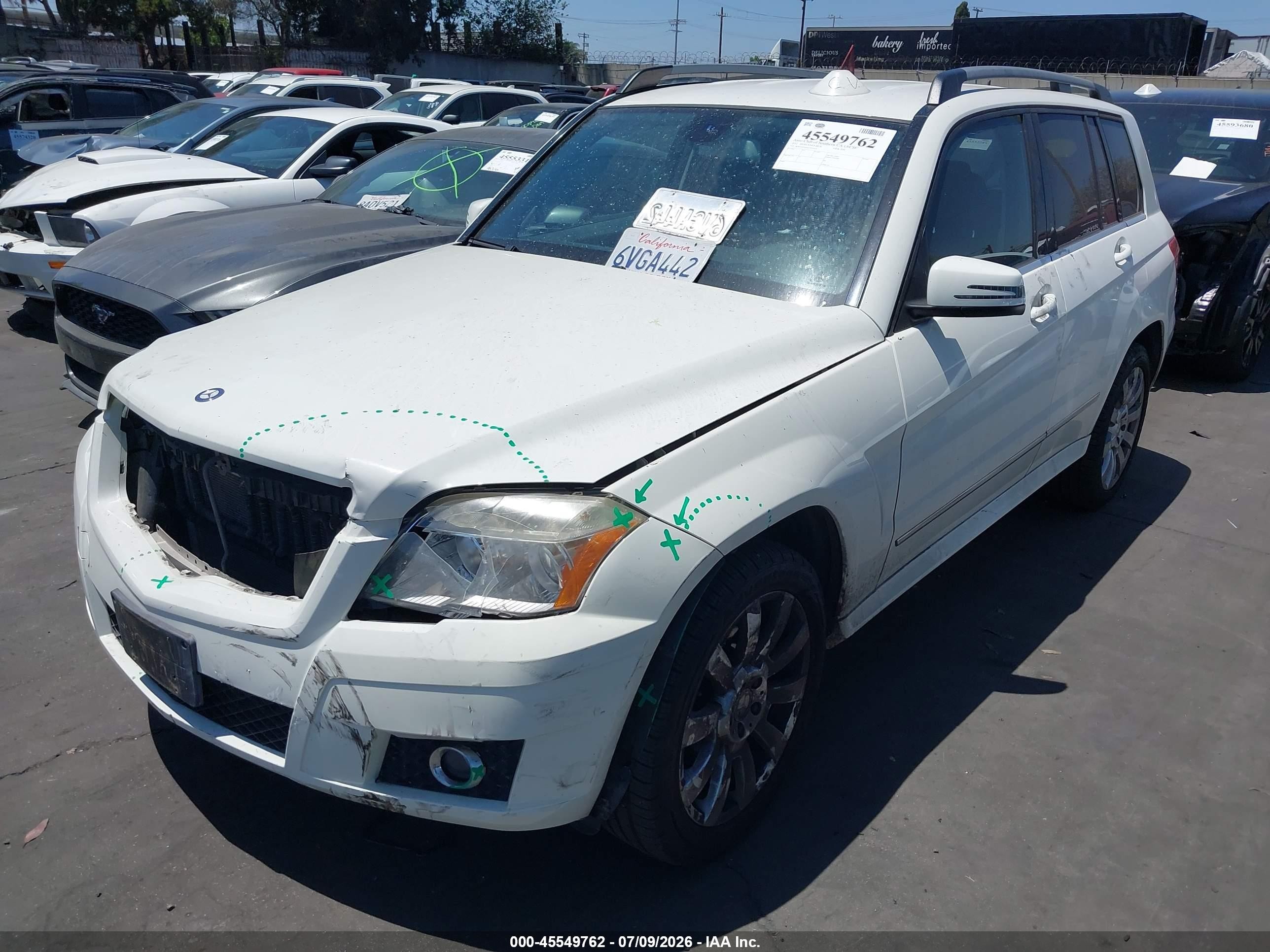 2012 Mercedes-benz Glk 350   White vin: WDCGG5GB1CF833414
