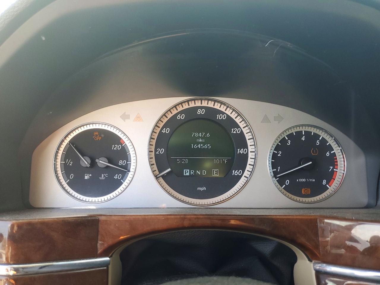2012 Mercedes-benz Glk 350 White vin: WDCGG5GB1CF849483