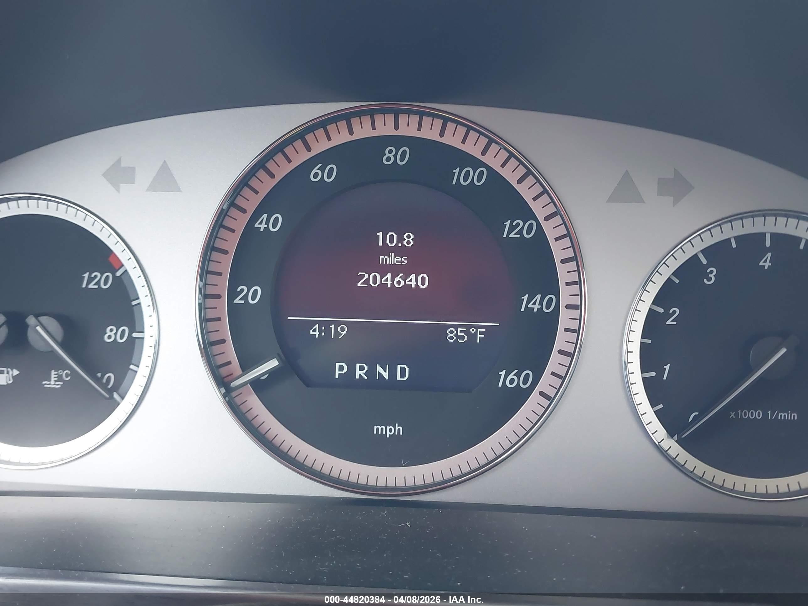 2012 Mercedes-benz Glk 350   Серебряный vin: WDCGG5GB1CF878238