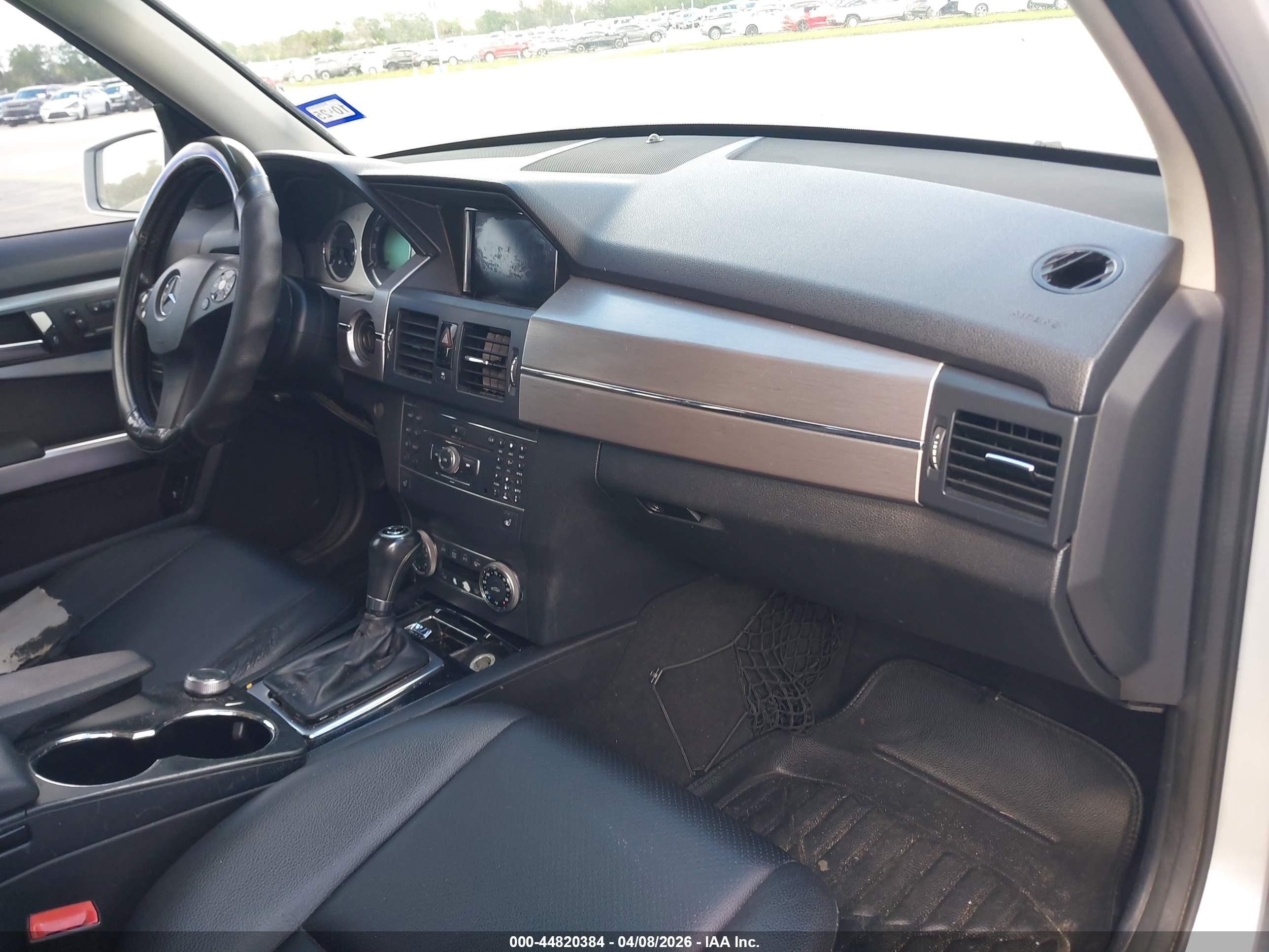 2012 Mercedes-benz Glk 350   Серебряный vin: WDCGG5GB1CF878238
