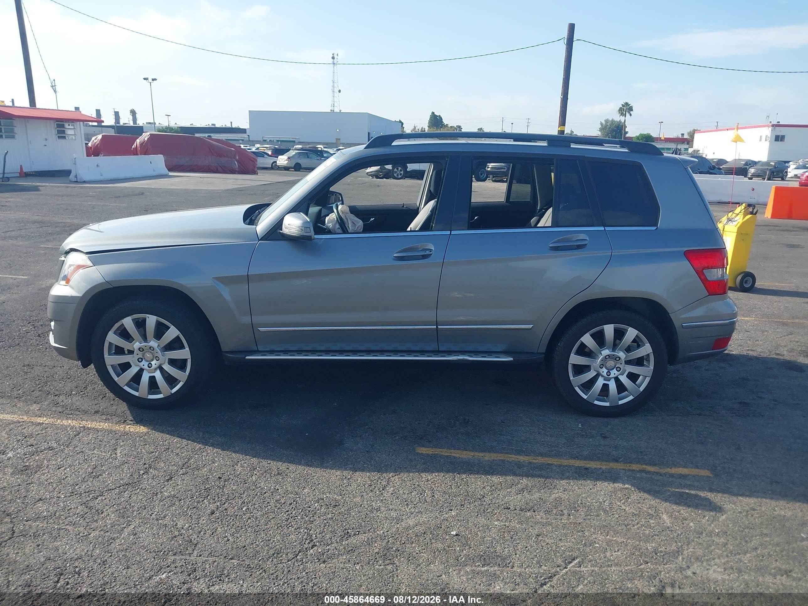 2011 Mercedes-benz Glk 350   Gray vin: WDCGG5GB2BF634161