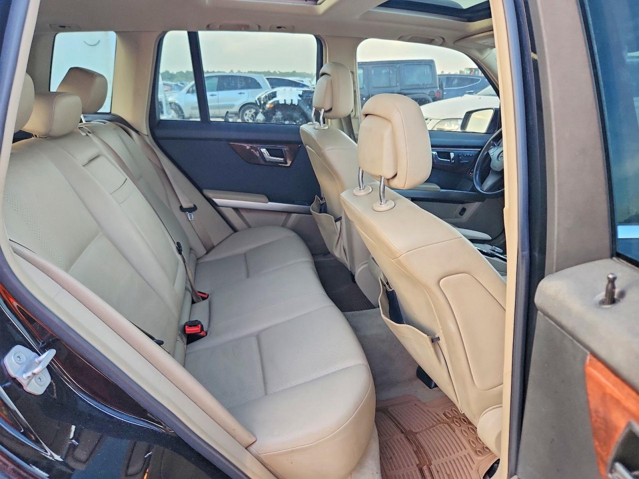 2011 Mercedes-benz Glk 350 Black vin: WDCGG5GB3BF565416