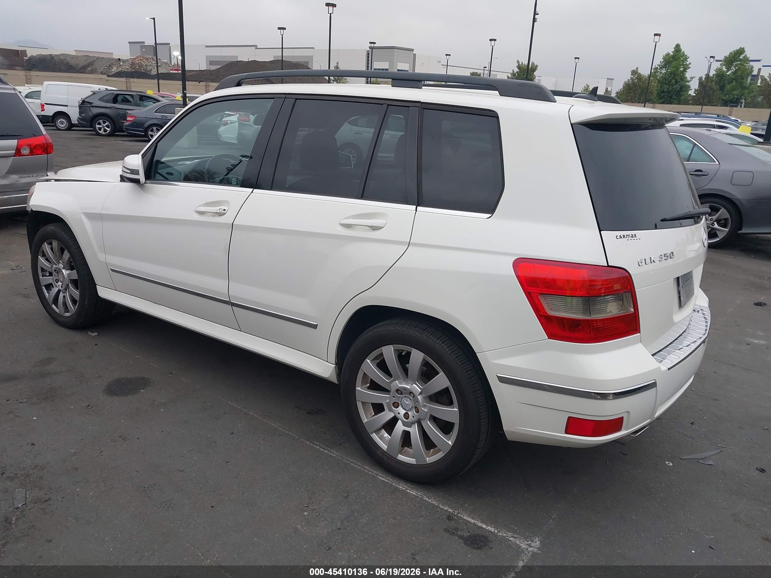 2012 Mercedes-benz Glk 350   White vin: WDCGG5GB3CF790775
