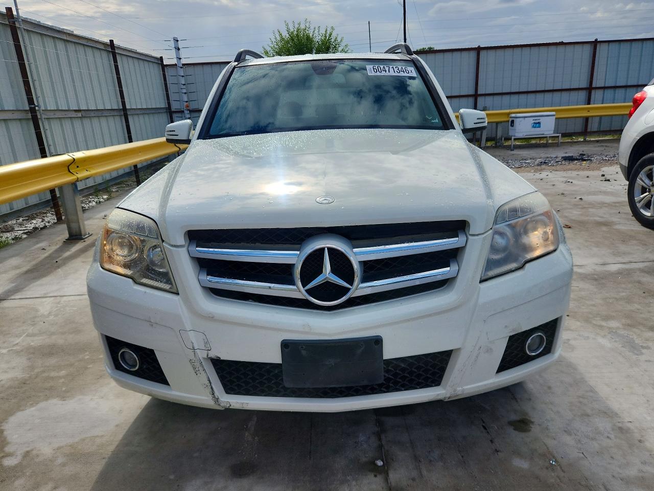2012 Mercedes-benz Glk 350 White vin: WDCGG5GB3CF907688