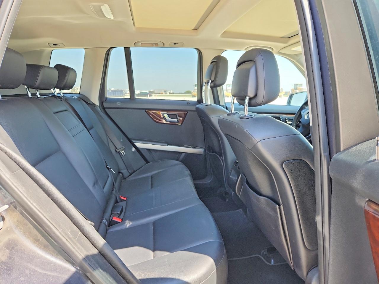 2011 Mercedes-benz Glk 350 Gray vin: WDCGG5GB4BF658428