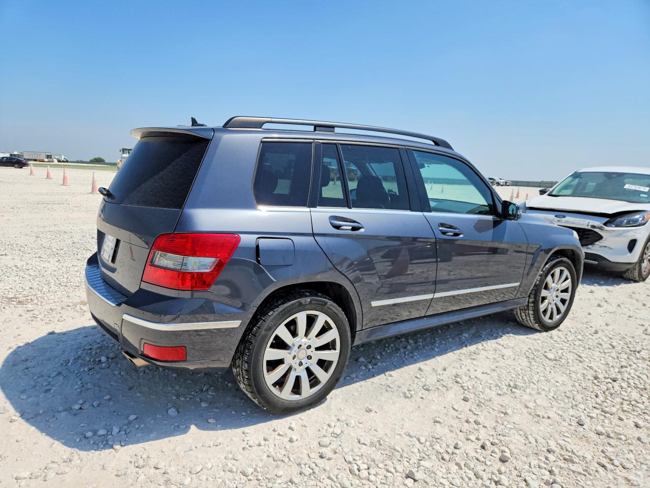 2011 Mercedes-benz Glk 350 Gray vin: WDCGG5GB4BF658428