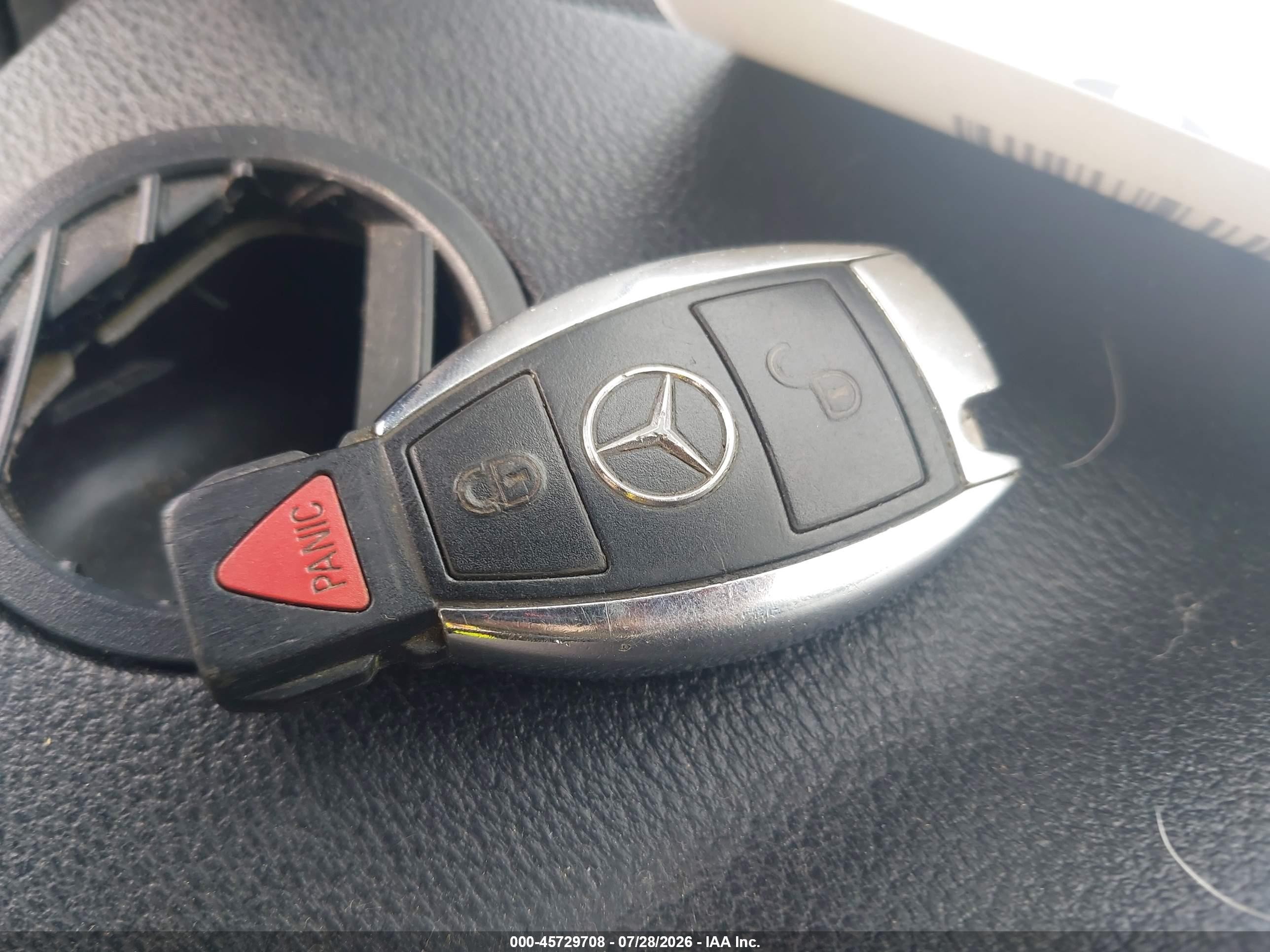 2012 Mercedes-benz Glk 350   Black vin: WDCGG5GB4CF736613