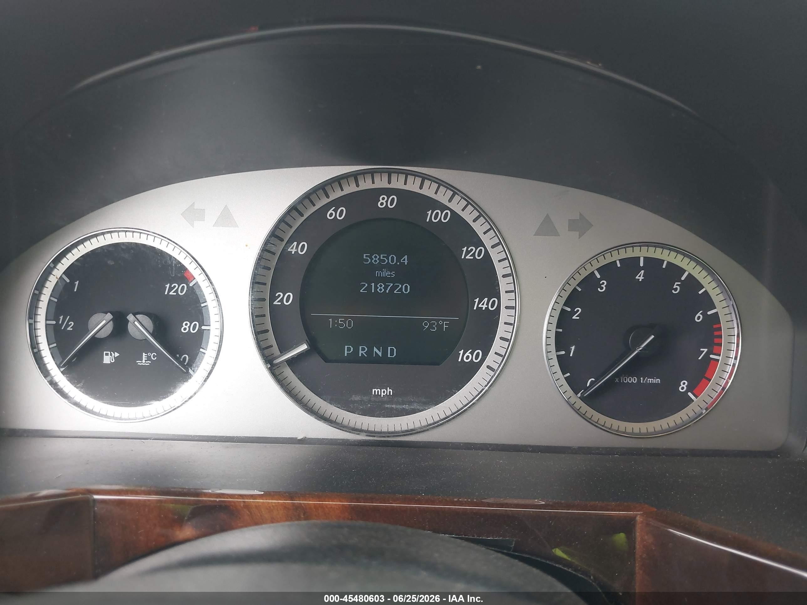 2012 Mercedes-benz Glk 350   White vin: WDCGG5GB4CF930249