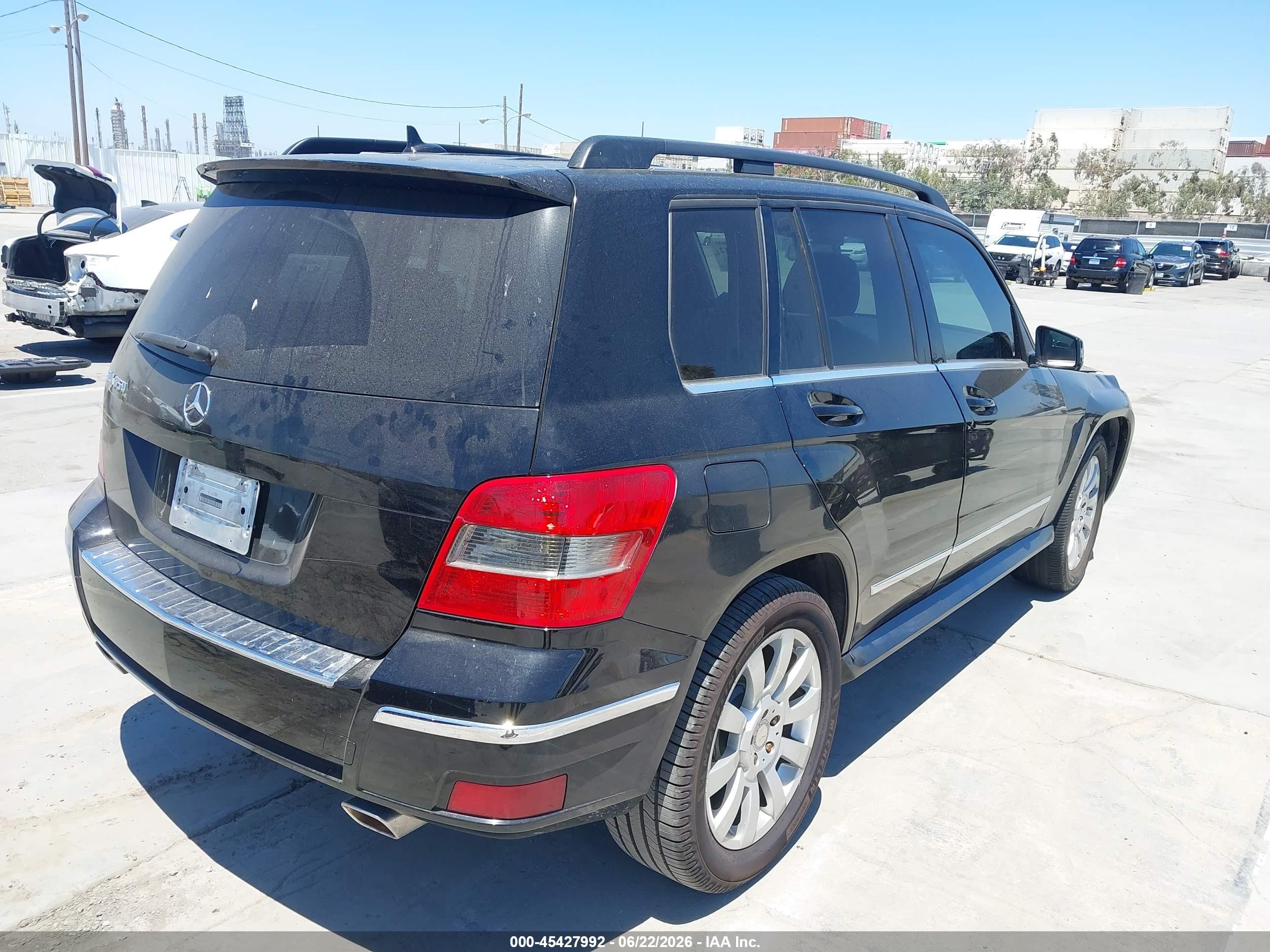 2010 Mercedes-benz Glk 350   Black vin: WDCGG5GB5AF423034