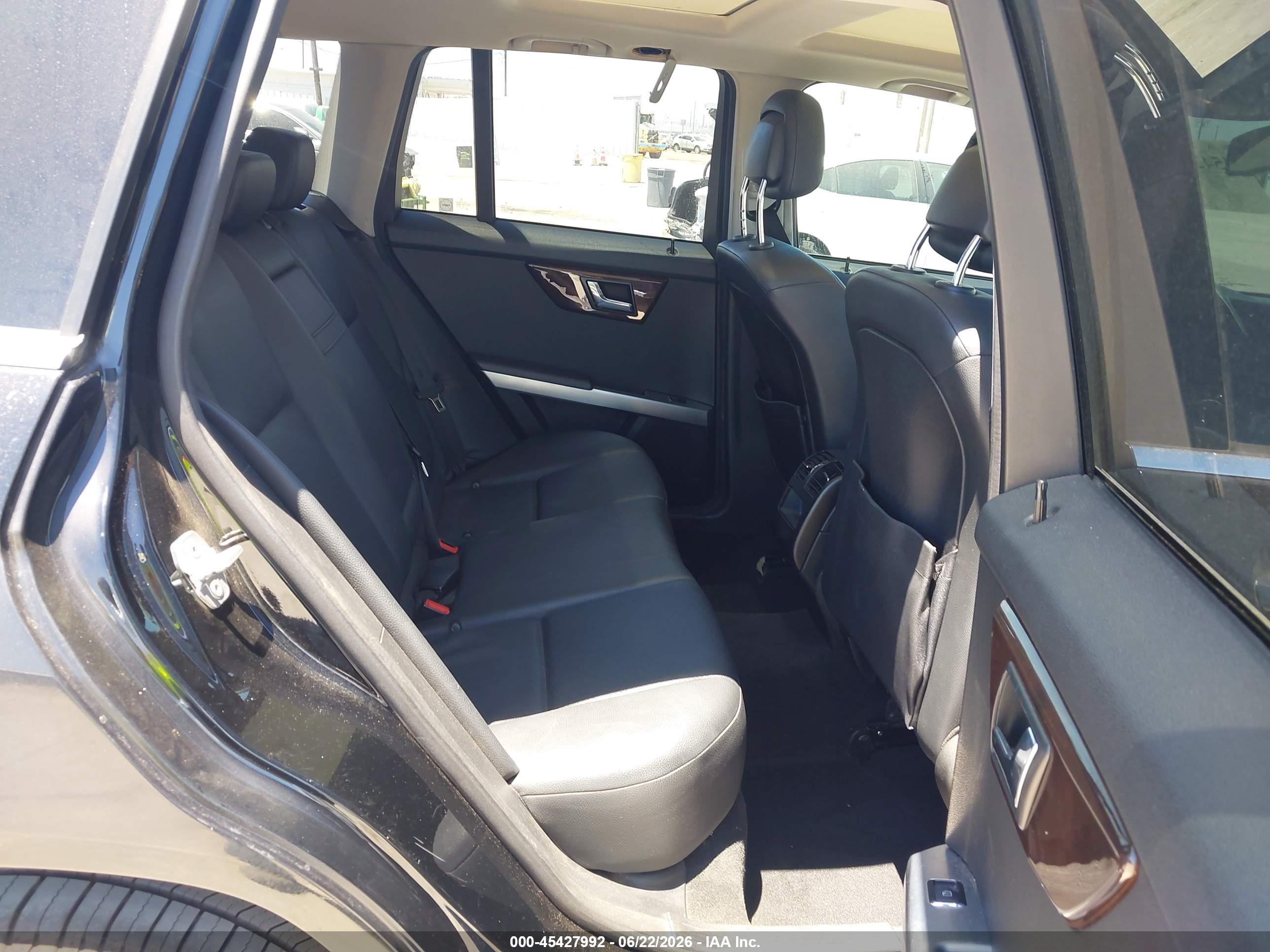 2010 Mercedes-benz Glk 350   Black vin: WDCGG5GB5AF423034