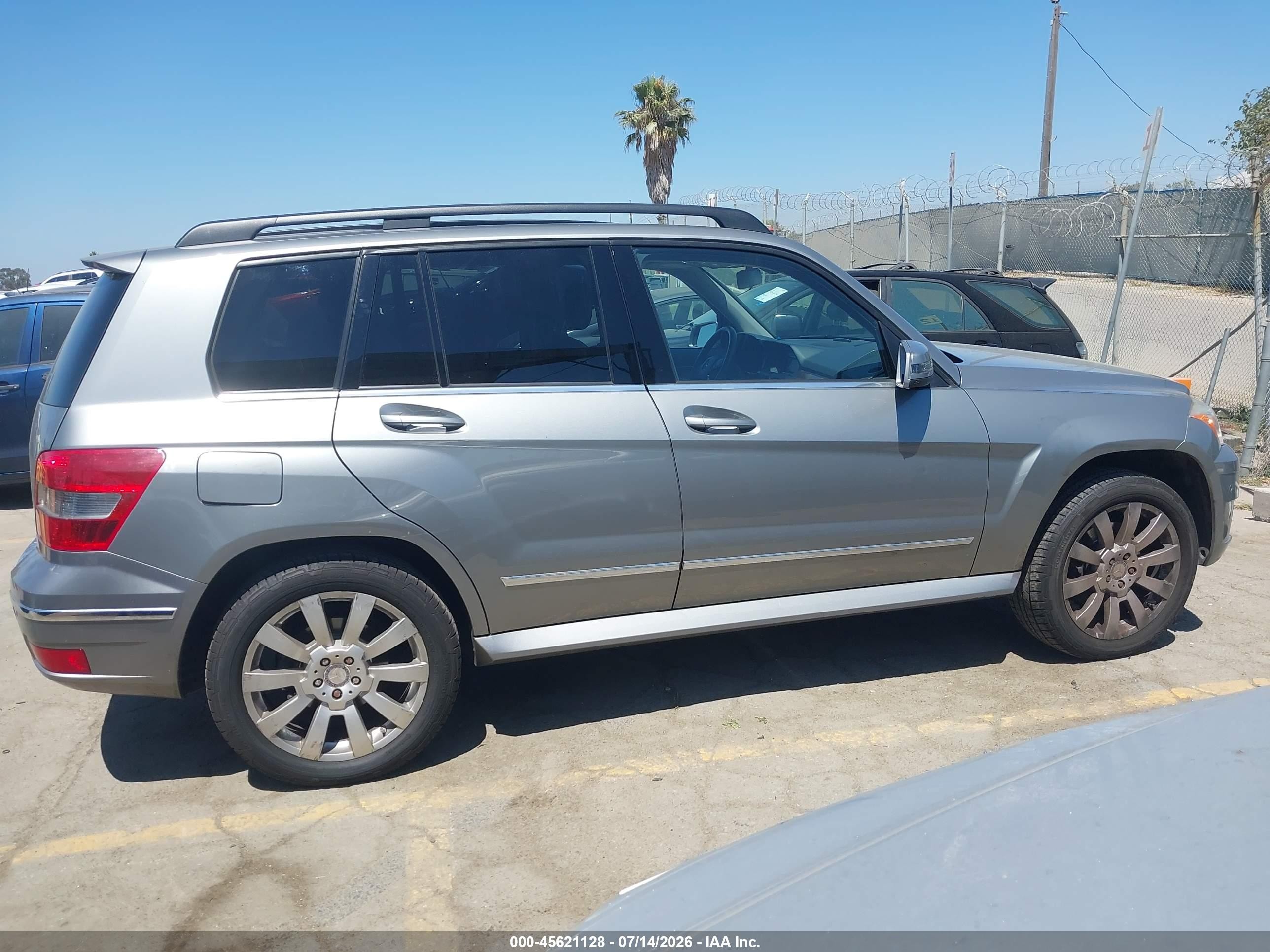 2010 Mercedes-benz Glk 350   Gray vin: WDCGG5GB5AF505491