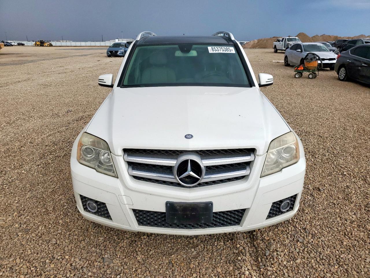 2011 Mercedes-benz Glk 350 White vin: WDCGG5GB5BF527122