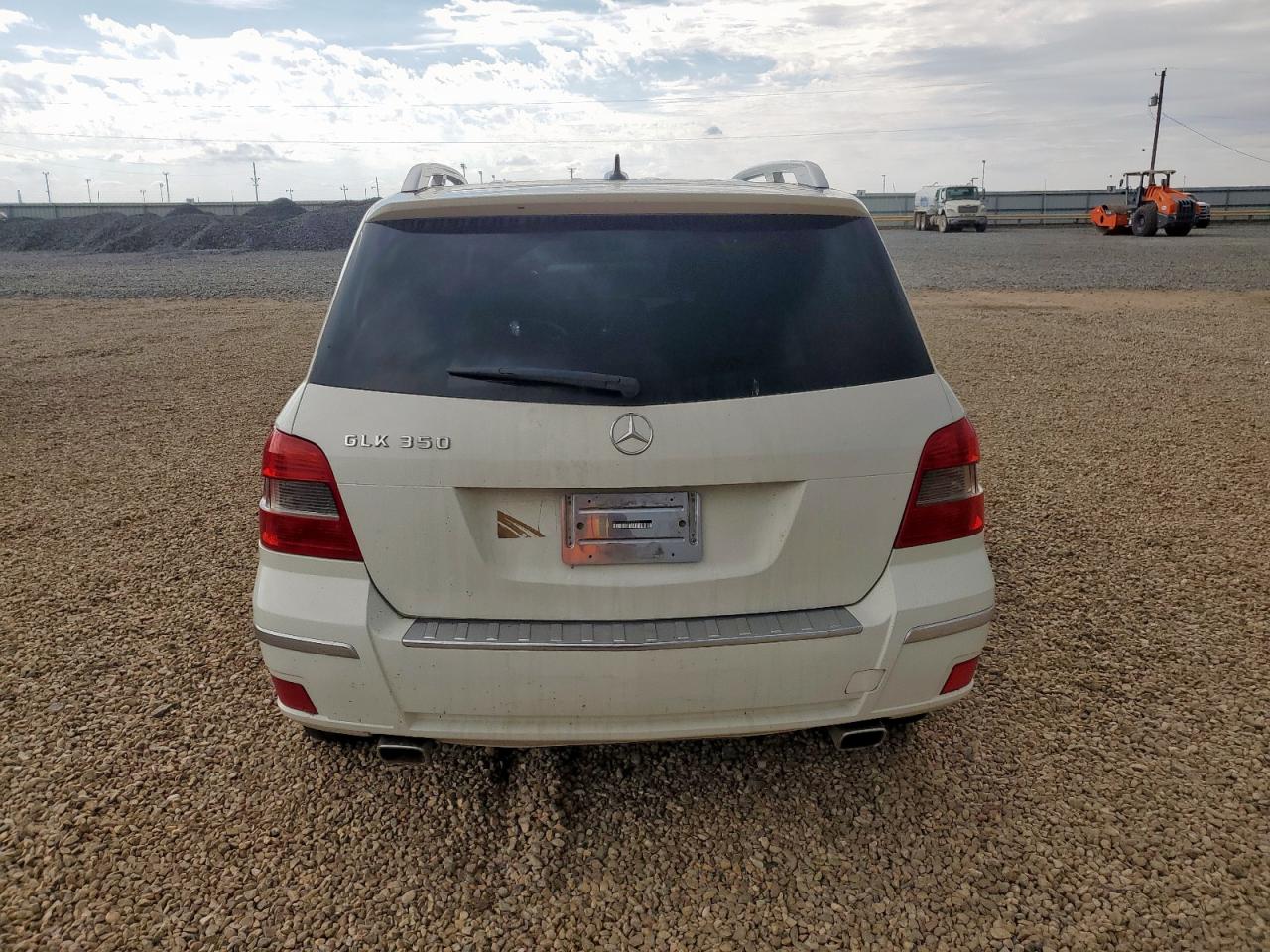 2011 Mercedes-benz Glk 350 White vin: WDCGG5GB5BF527122