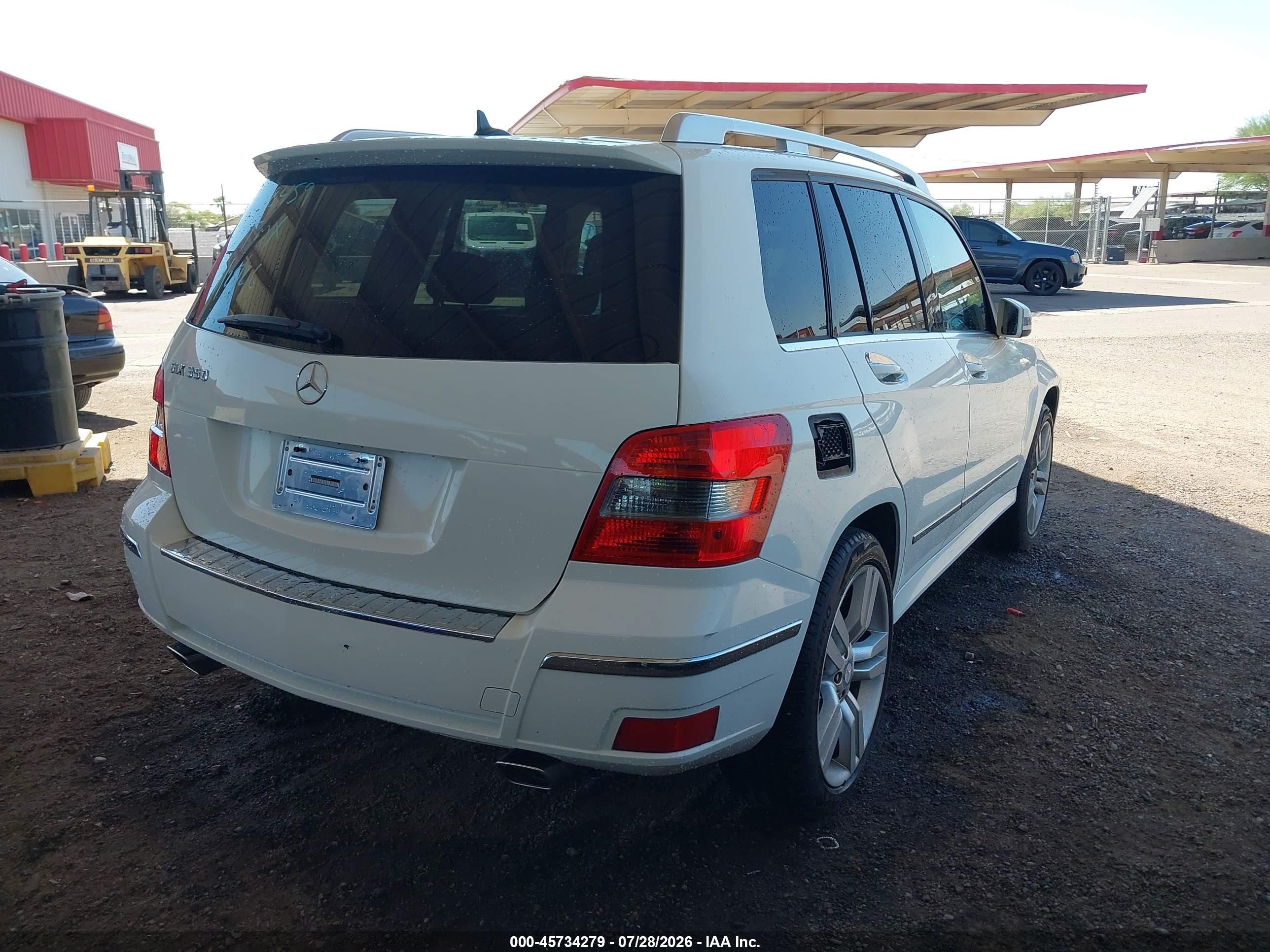 2012 Mercedes-benz Glk 350   Белый vin: WDCGG5GB5CF788459