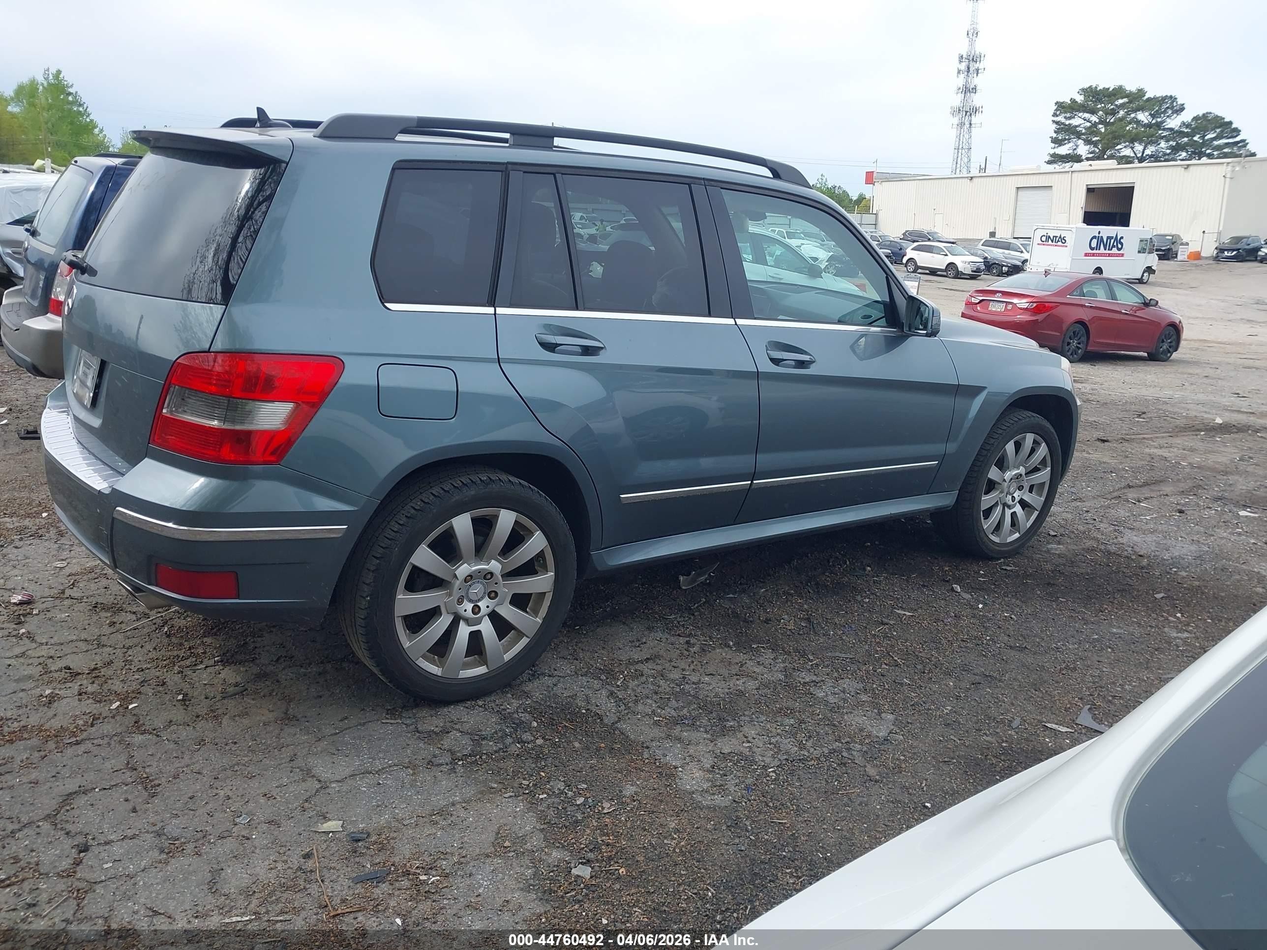 2012 Mercedes-benz Glk 350   Blue vin: WDCGG5GB5CF889162