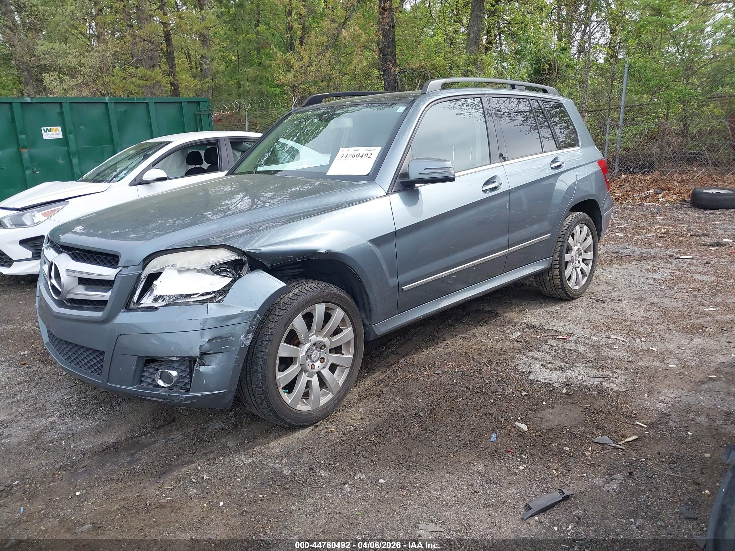 2012 Mercedes-benz Glk 350   Blue vin: WDCGG5GB5CF889162
