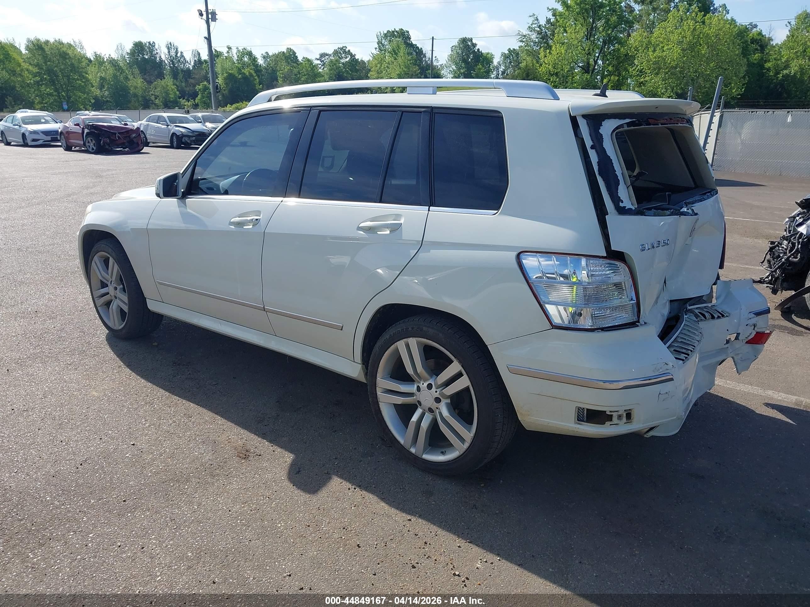 2012 Mercedes-benz Glk 350 White vin: WDCGG5GB5CF926789